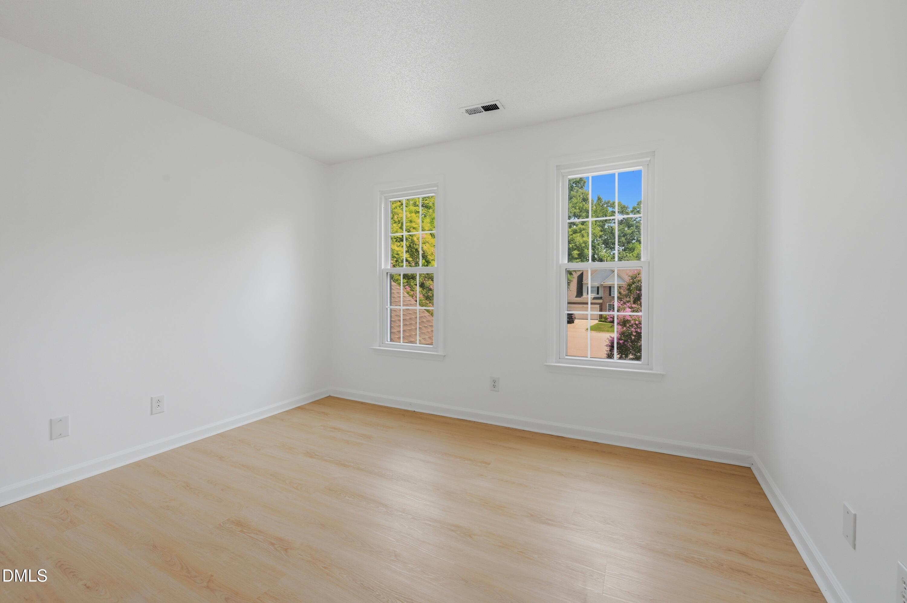 111 Swordgate Drive Property Photo 25