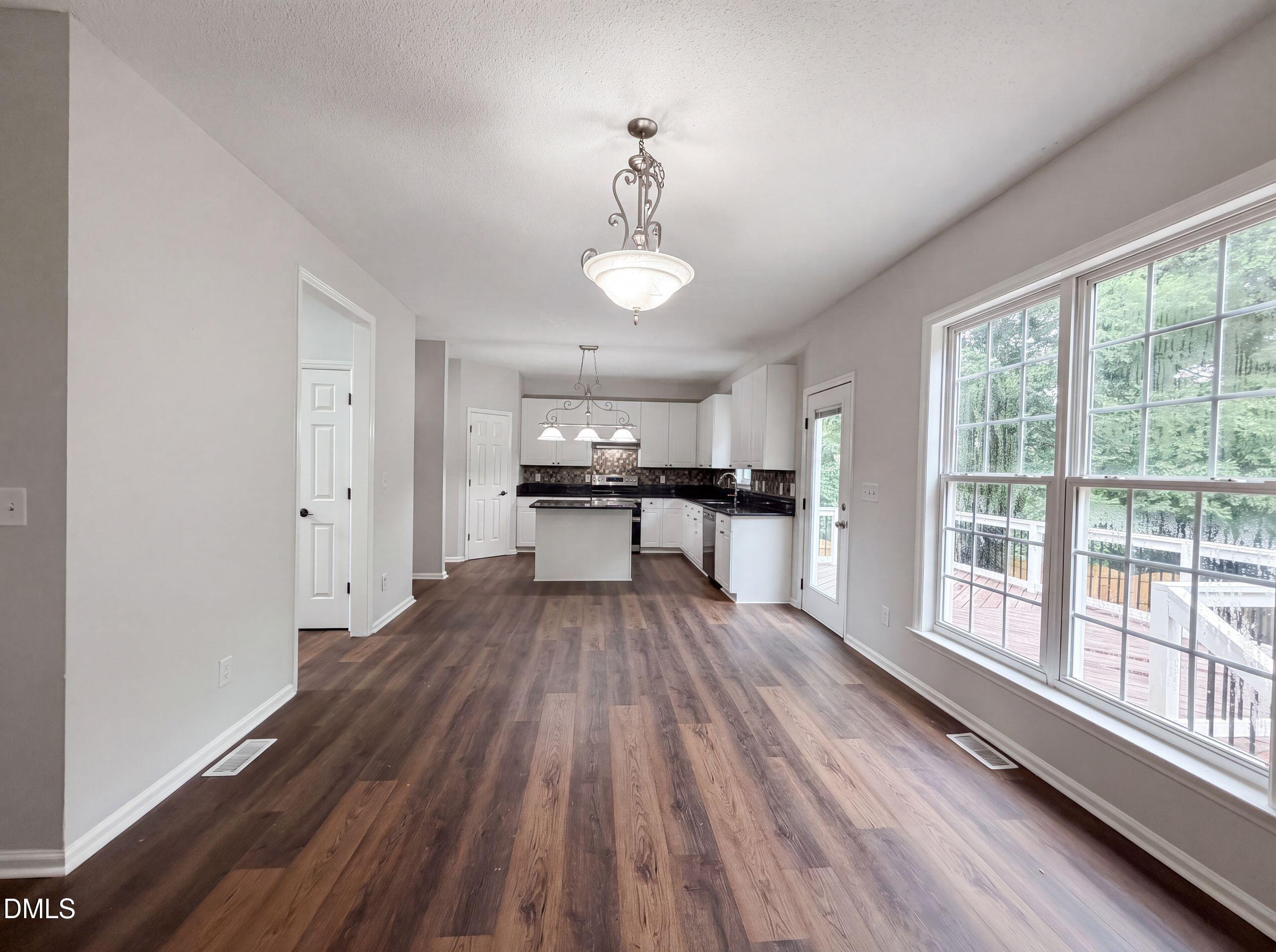 225 Sarazen Drive Property Photo 2