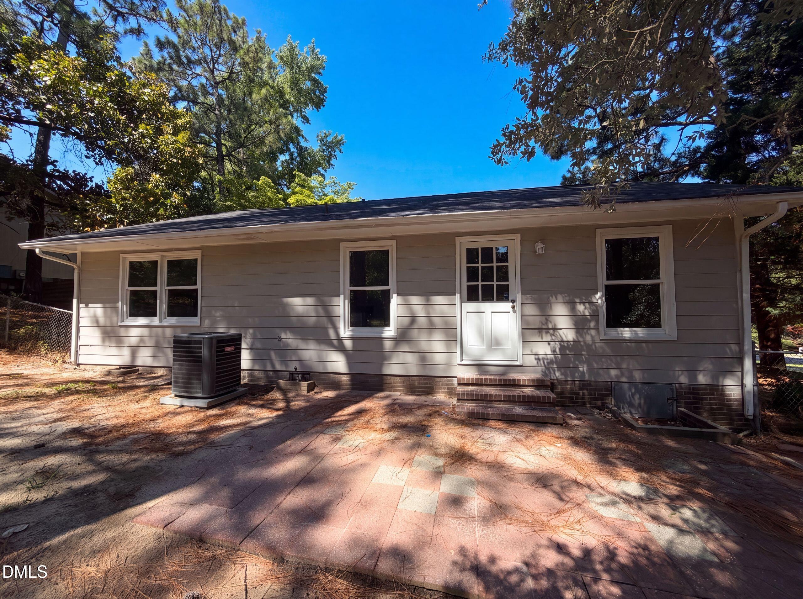 5314 Westminster Drive Property Photo 5
