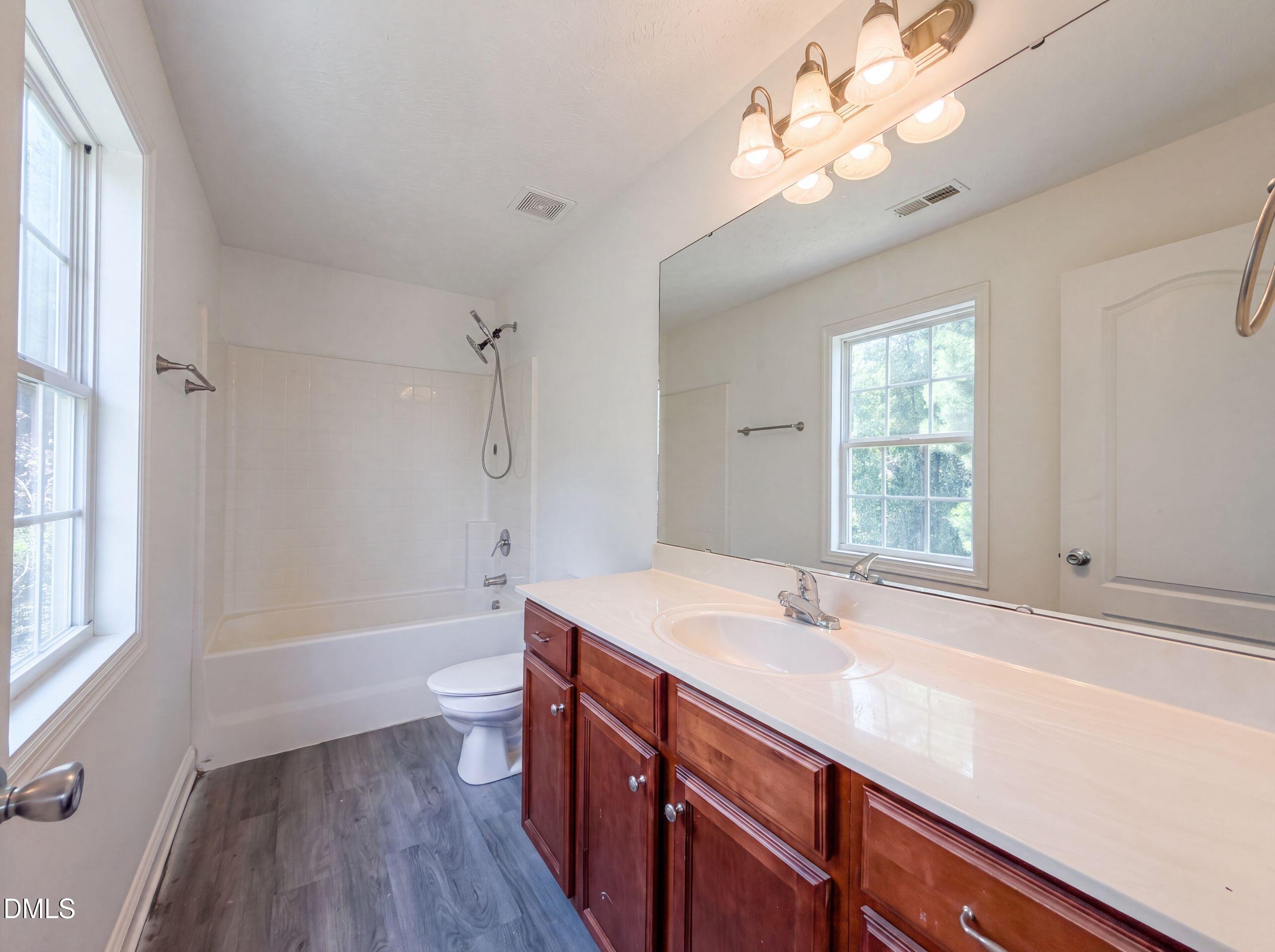 505 Old Warden Way Property Photo 8