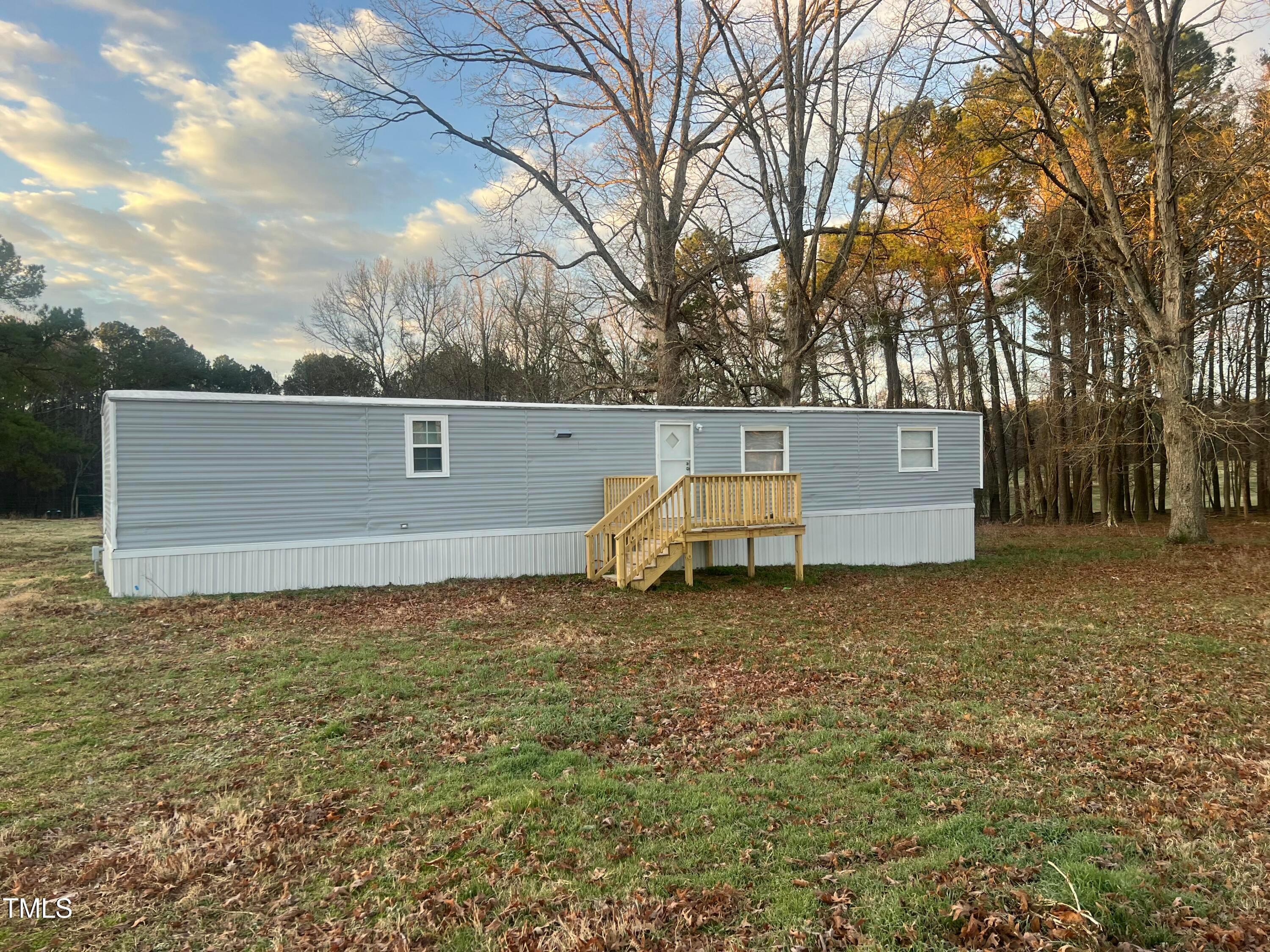 1638 Lickskillet Road Property Photo 1