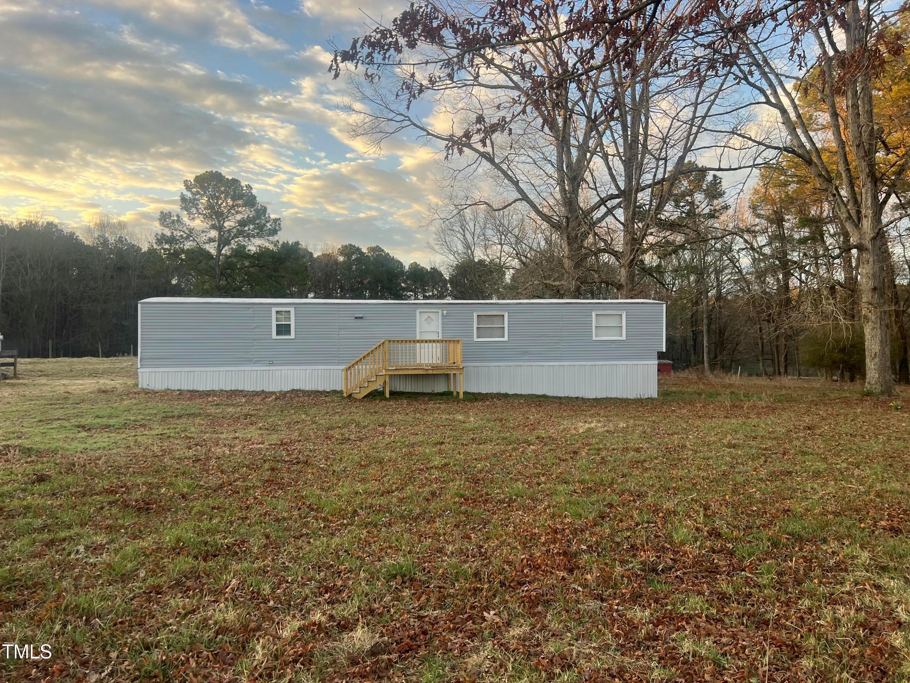 1638 Lickskillet Road Property Photo 2
