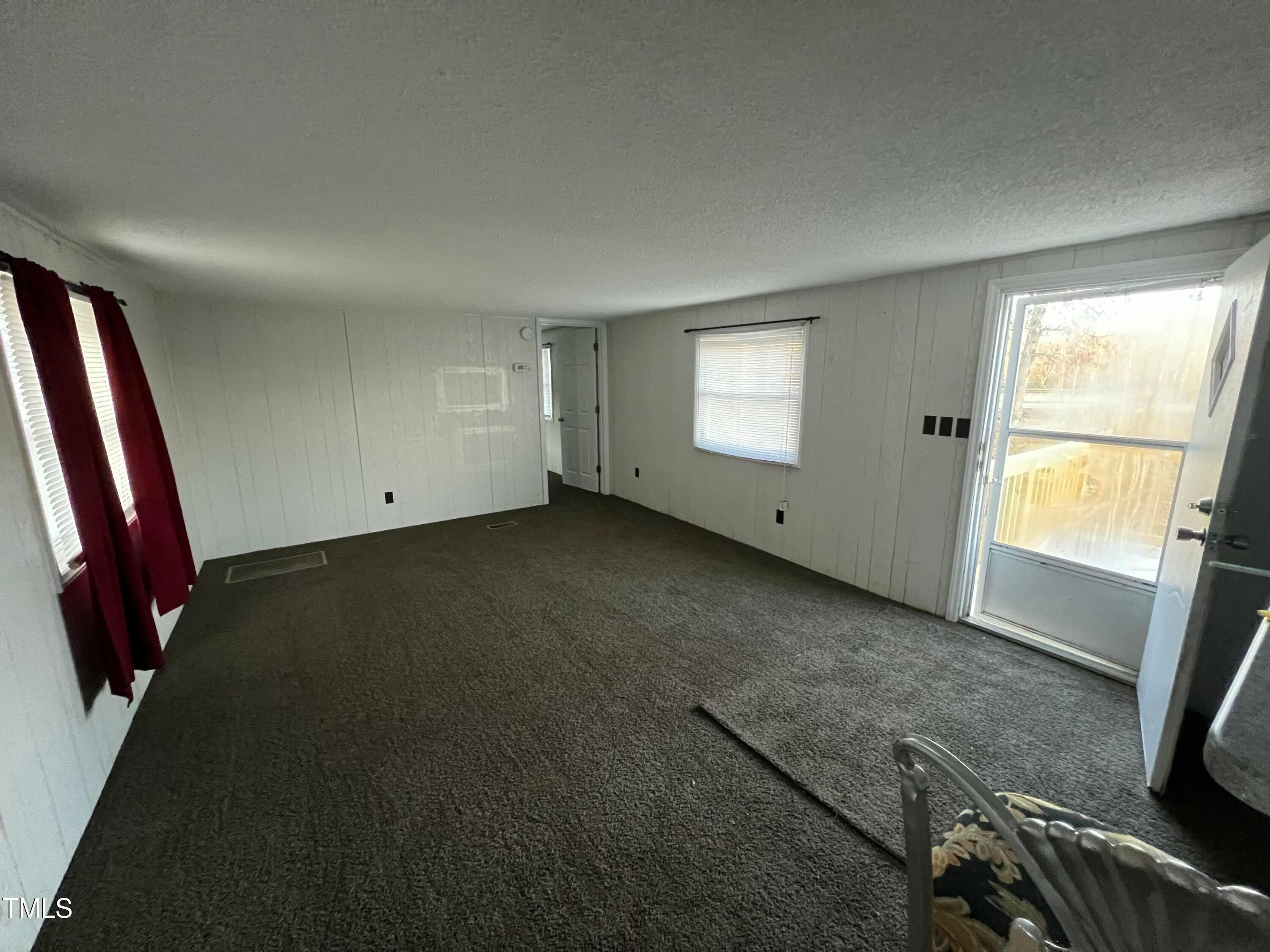 1638 Lickskillet Road Property Photo 4