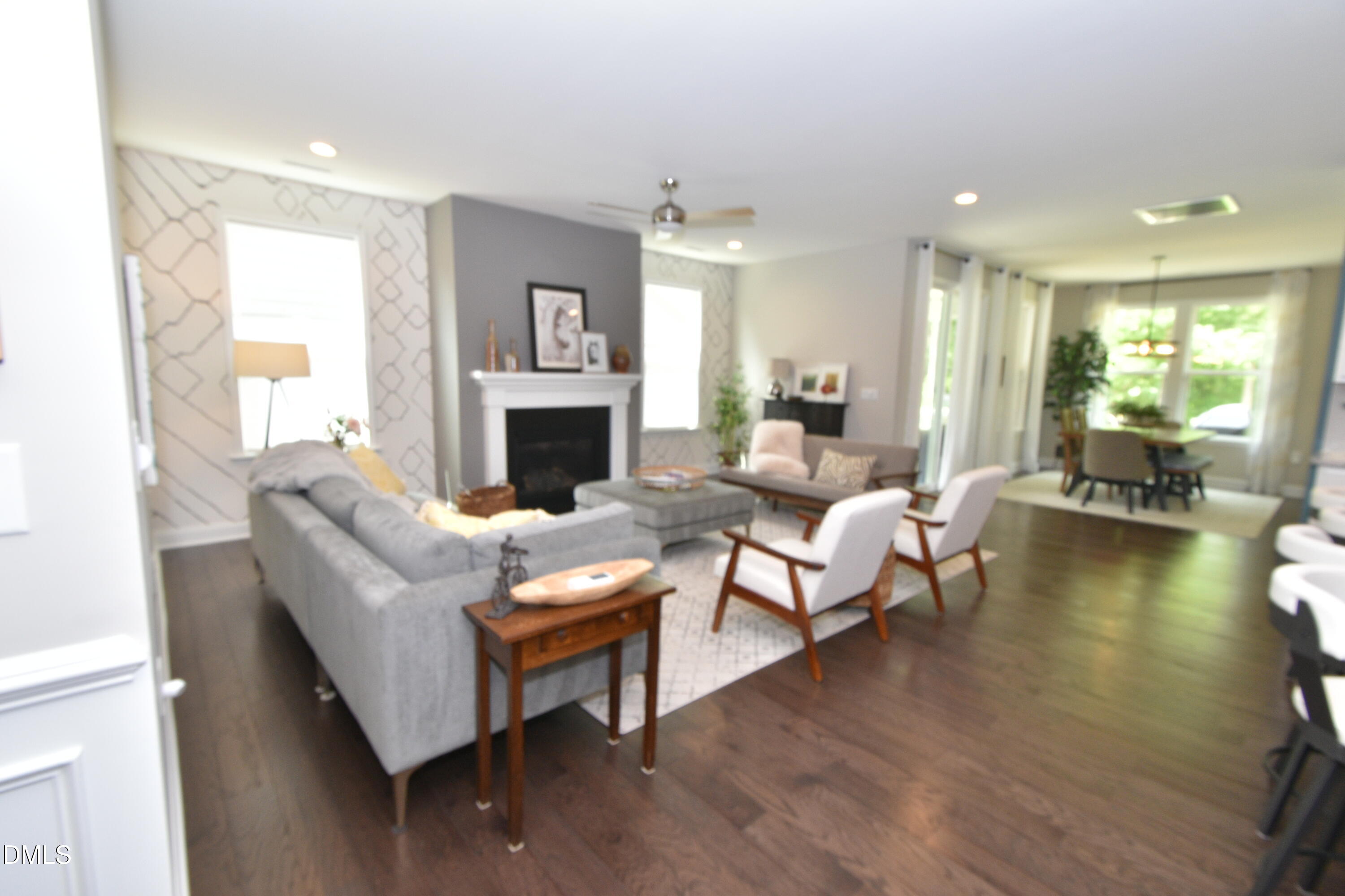 1013 Pondfield Way Property Photo 19