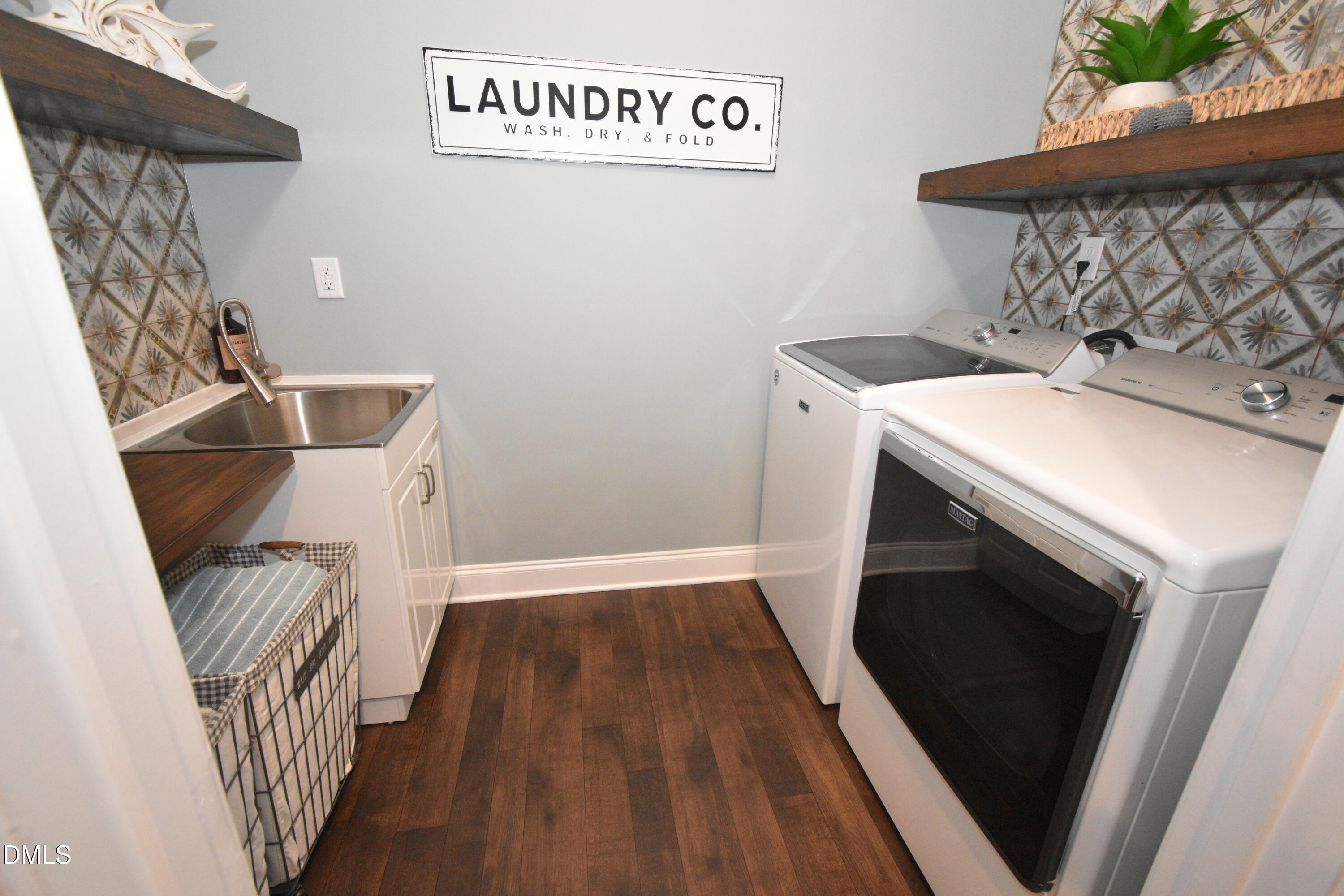 1013 Pondfield Way Property Photo 36