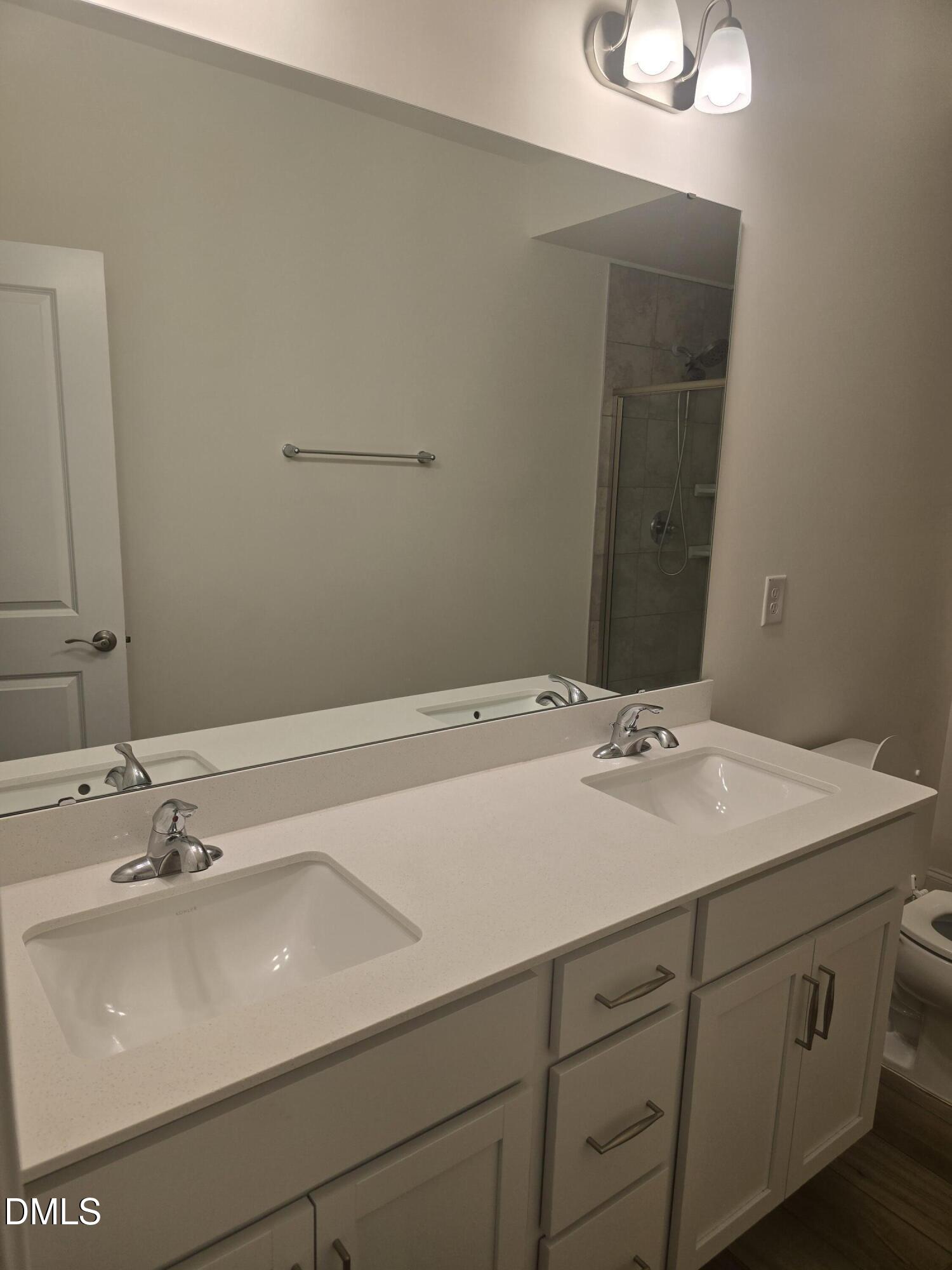35 Whitley Rdg Drive Property Photo 6