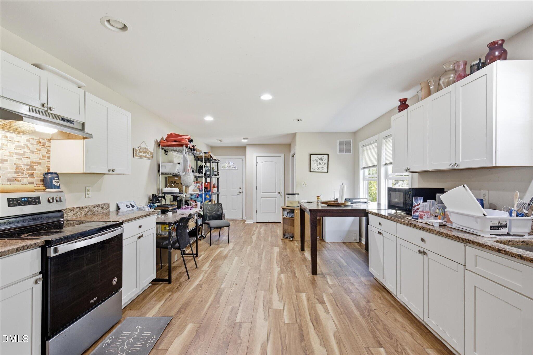 401 S Ireland Street Property Photo 8