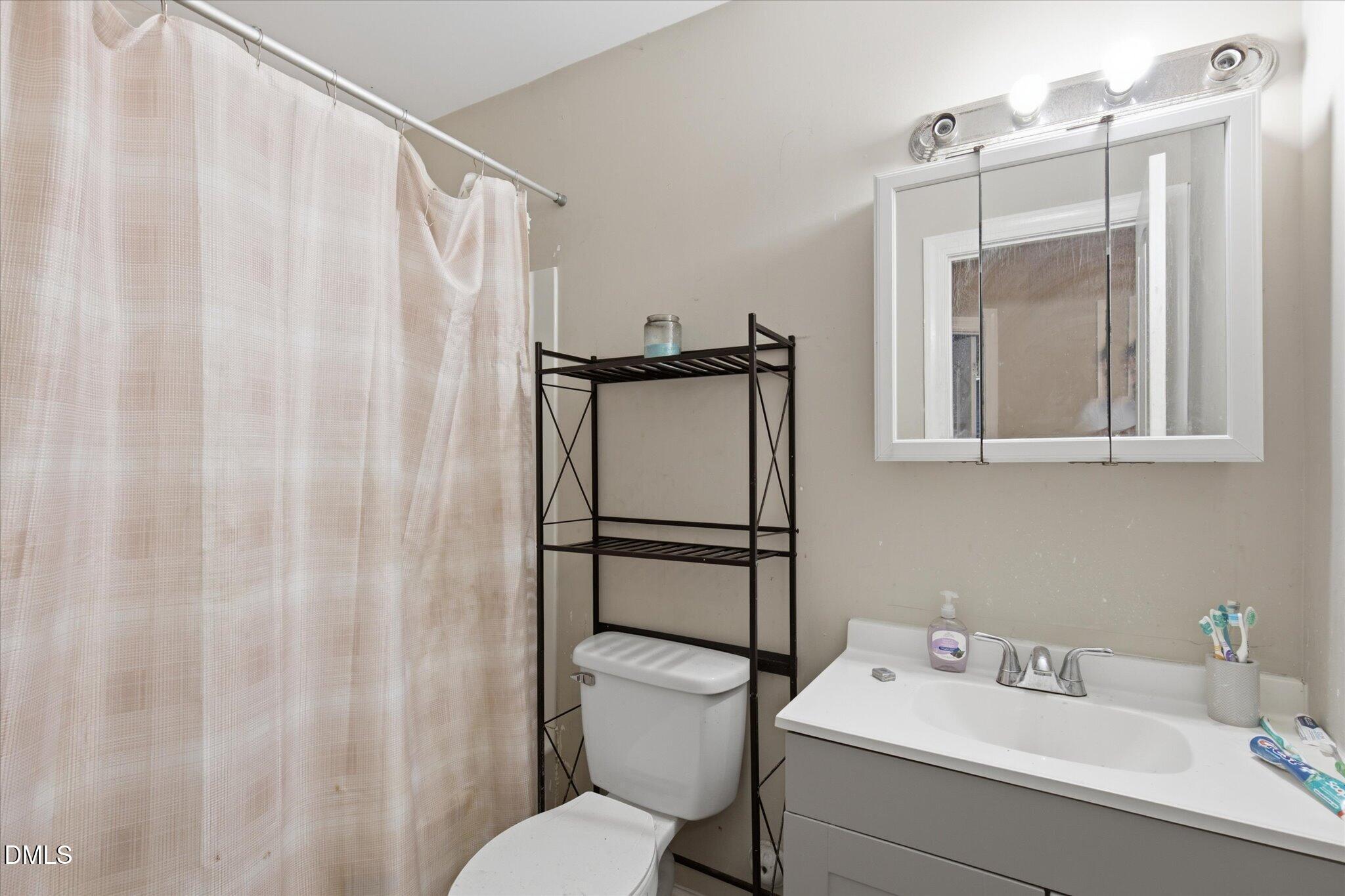 401 S Ireland Street Property Photo 11