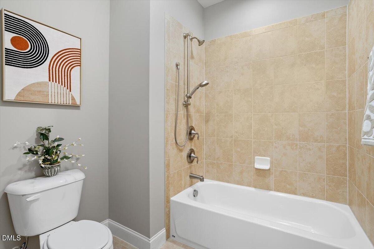 105 Beacon Hollow Place Property Photo 48
