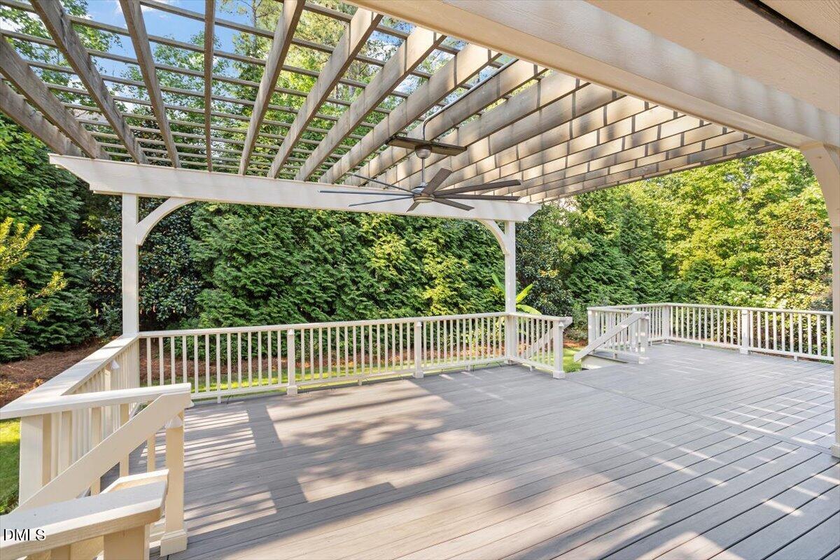 105 Beacon Hollow Place Property Photo 60