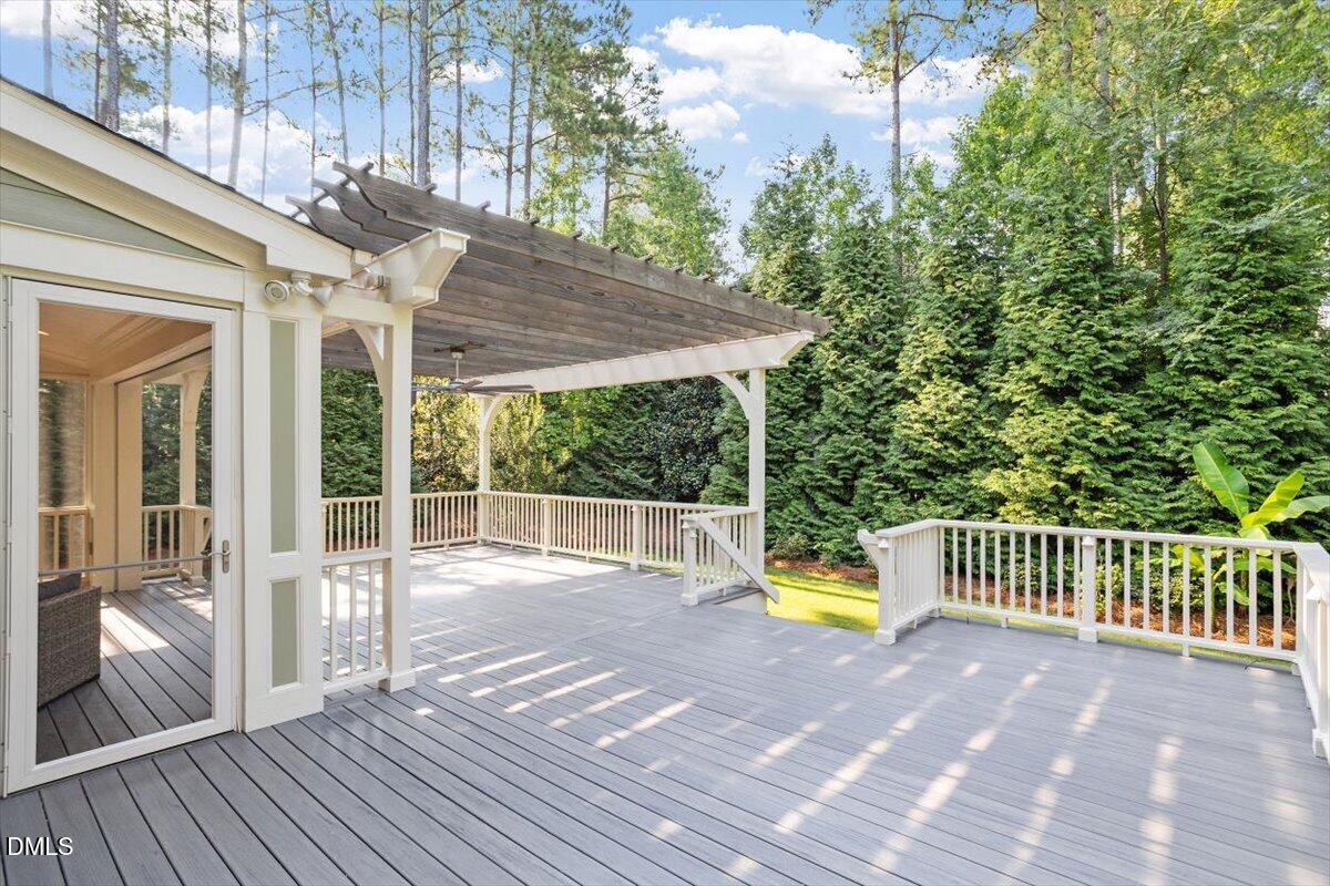 105 Beacon Hollow Place Property Photo 61