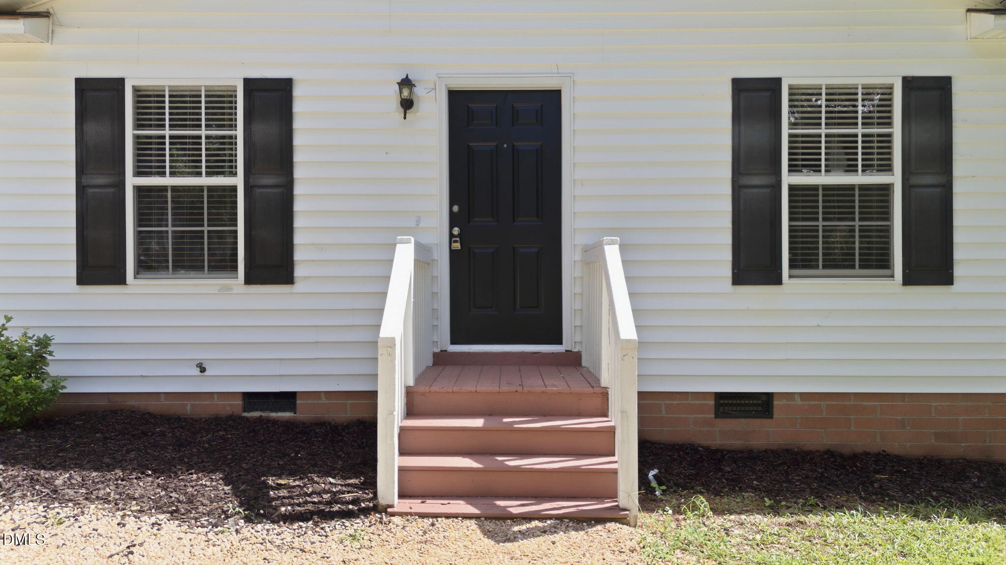 221 Dogwood Avenue Property Photo 4