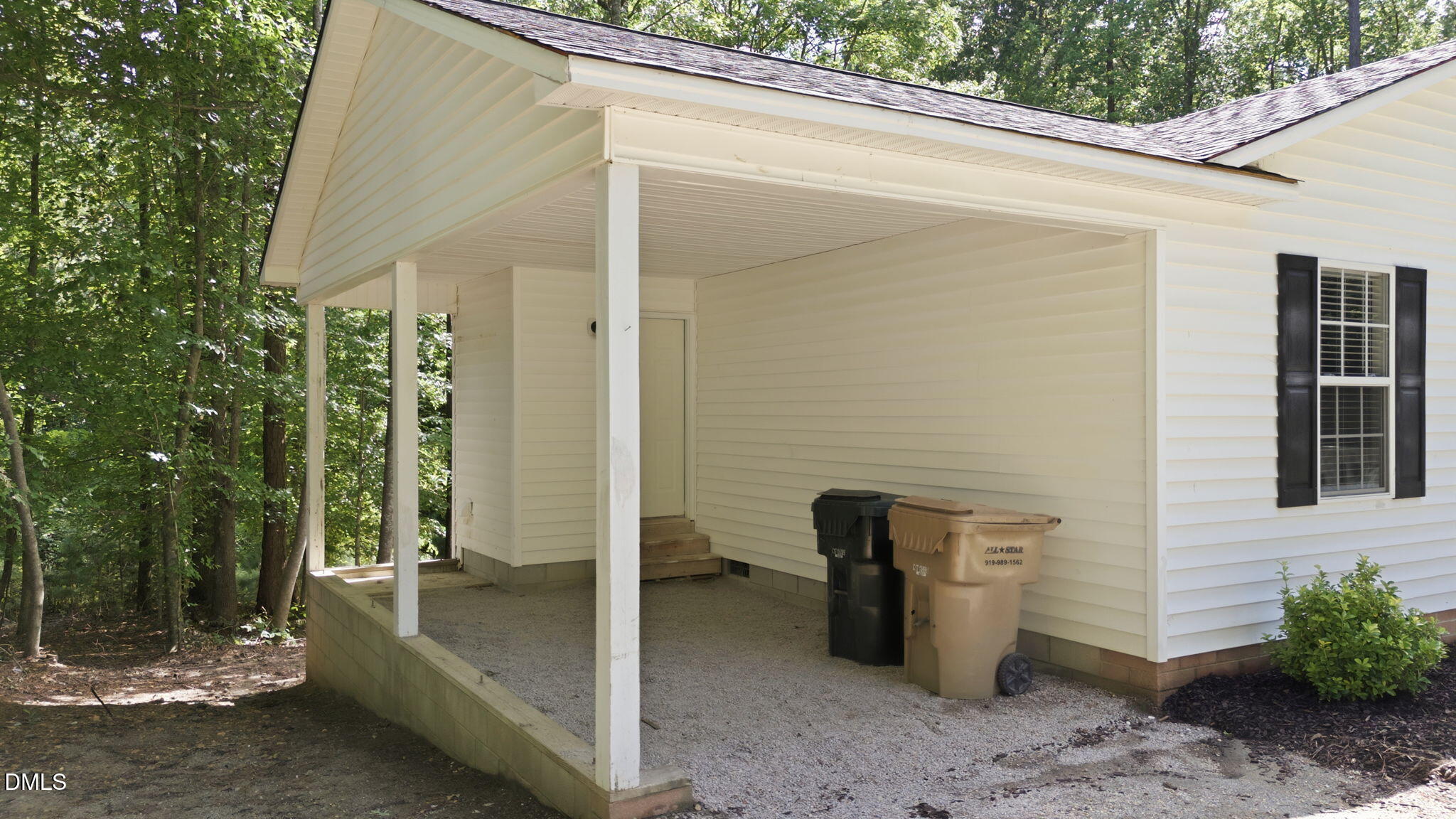 221 Dogwood Avenue Property Photo 6