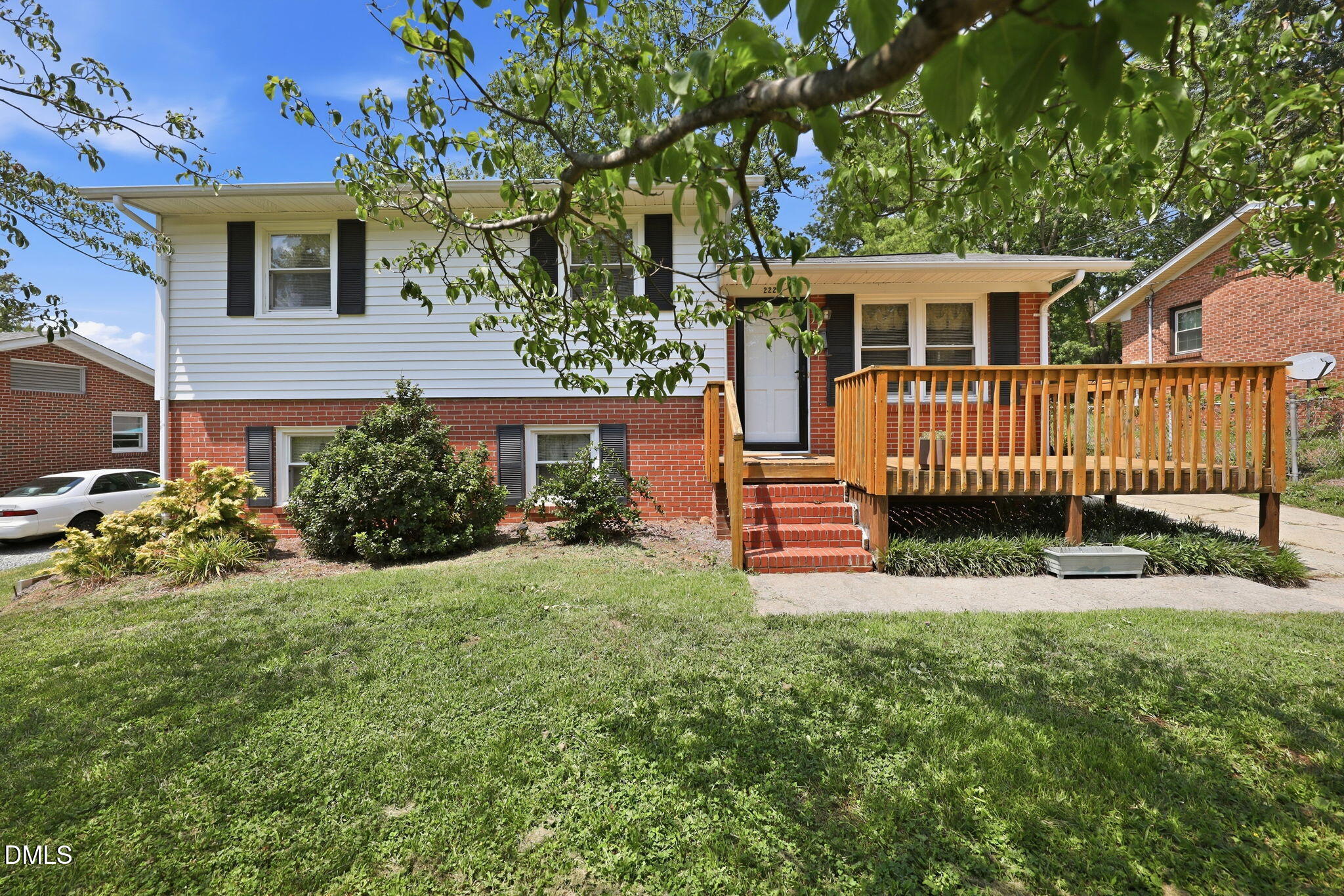 2222 Lynette Drive