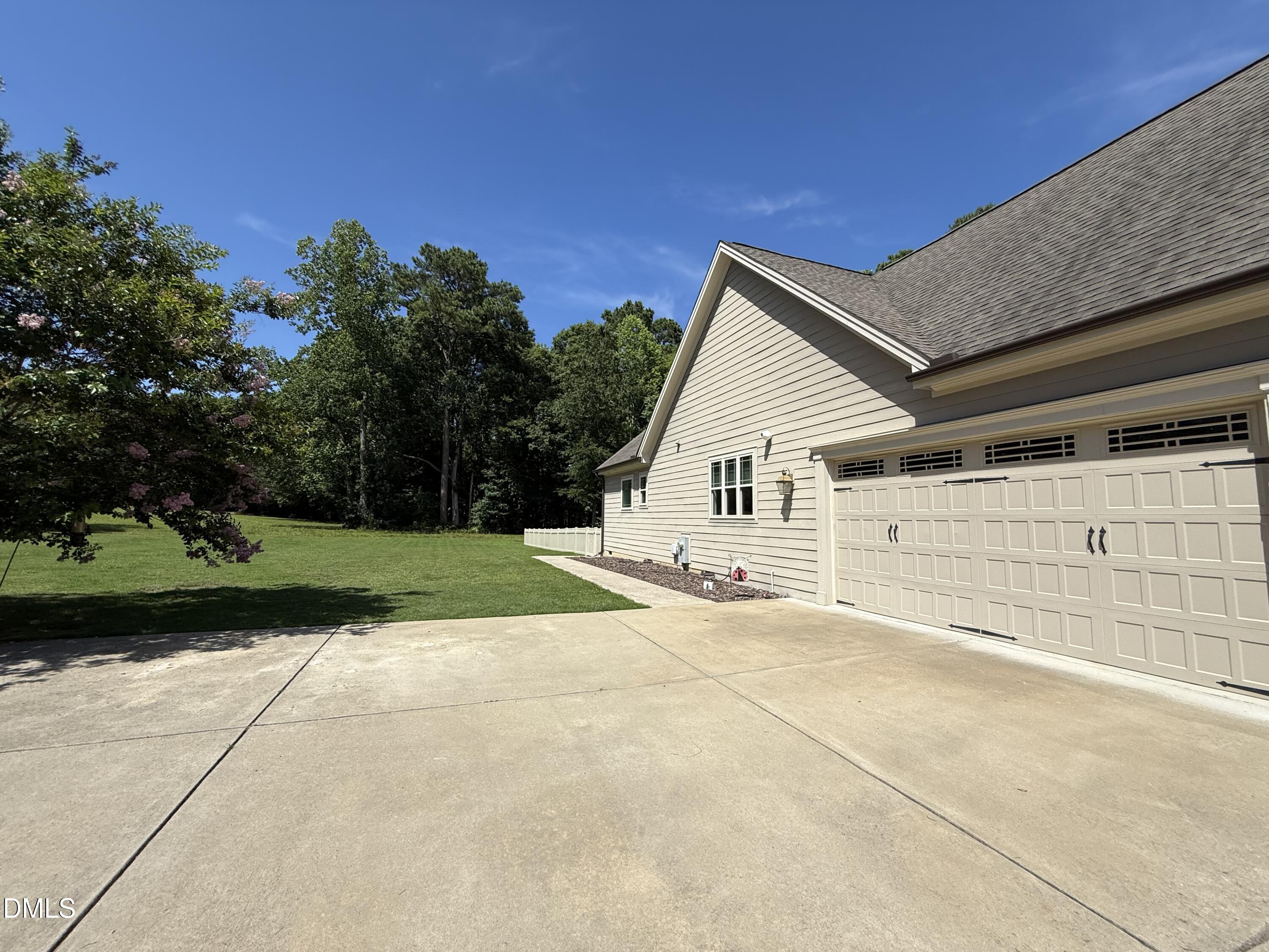 396 Demilt Drive Property Photo 26
