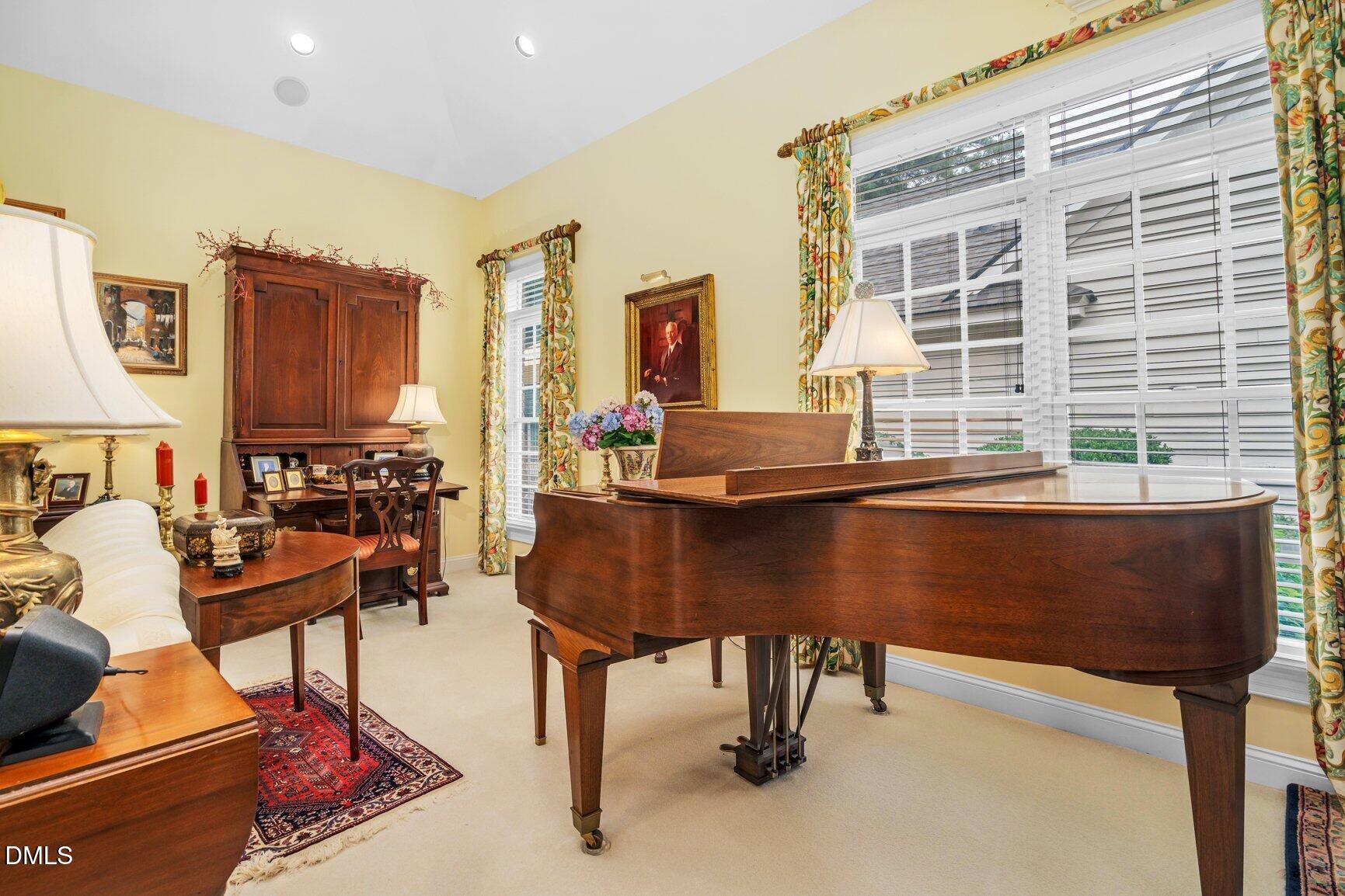 108 Cobblestone Court Property Photo 15