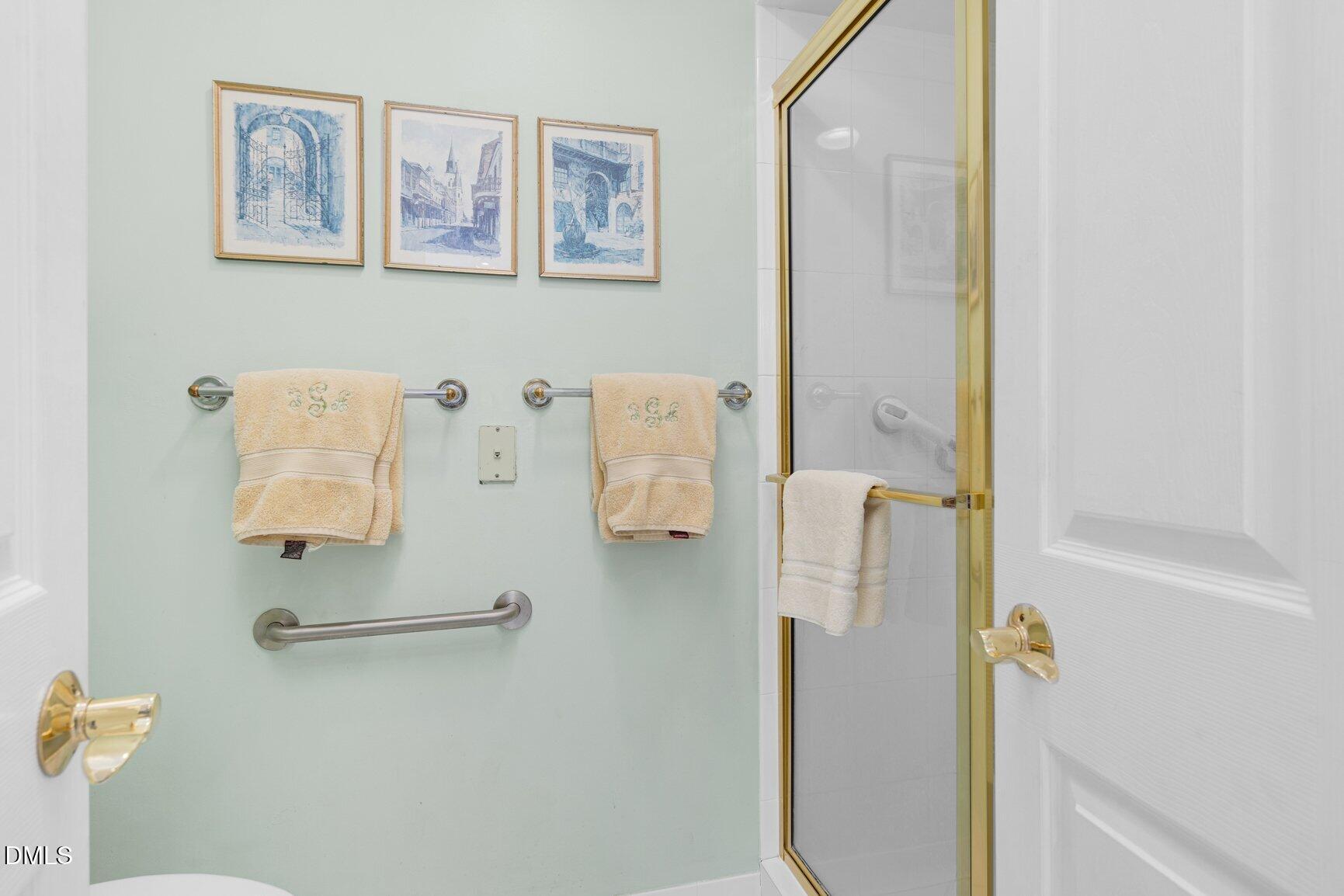 108 Cobblestone Court Property Photo 25