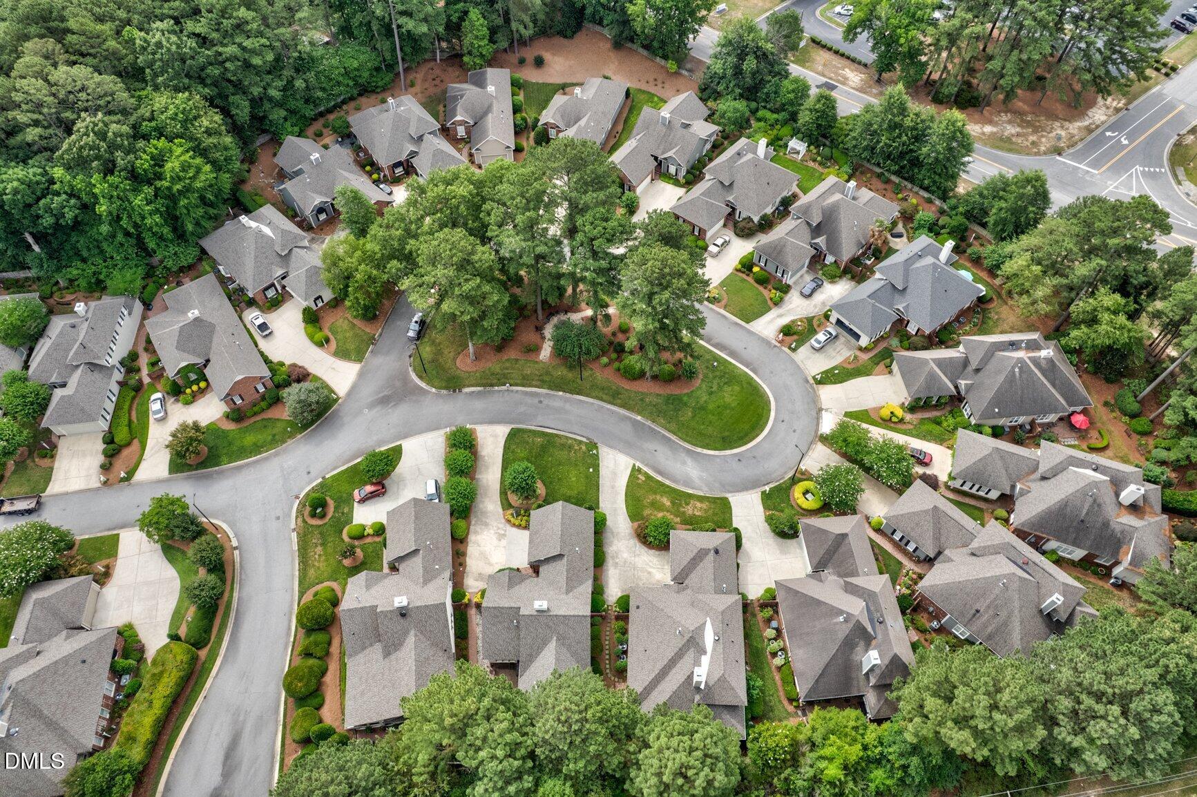 108 Cobblestone Court Property Photo 45