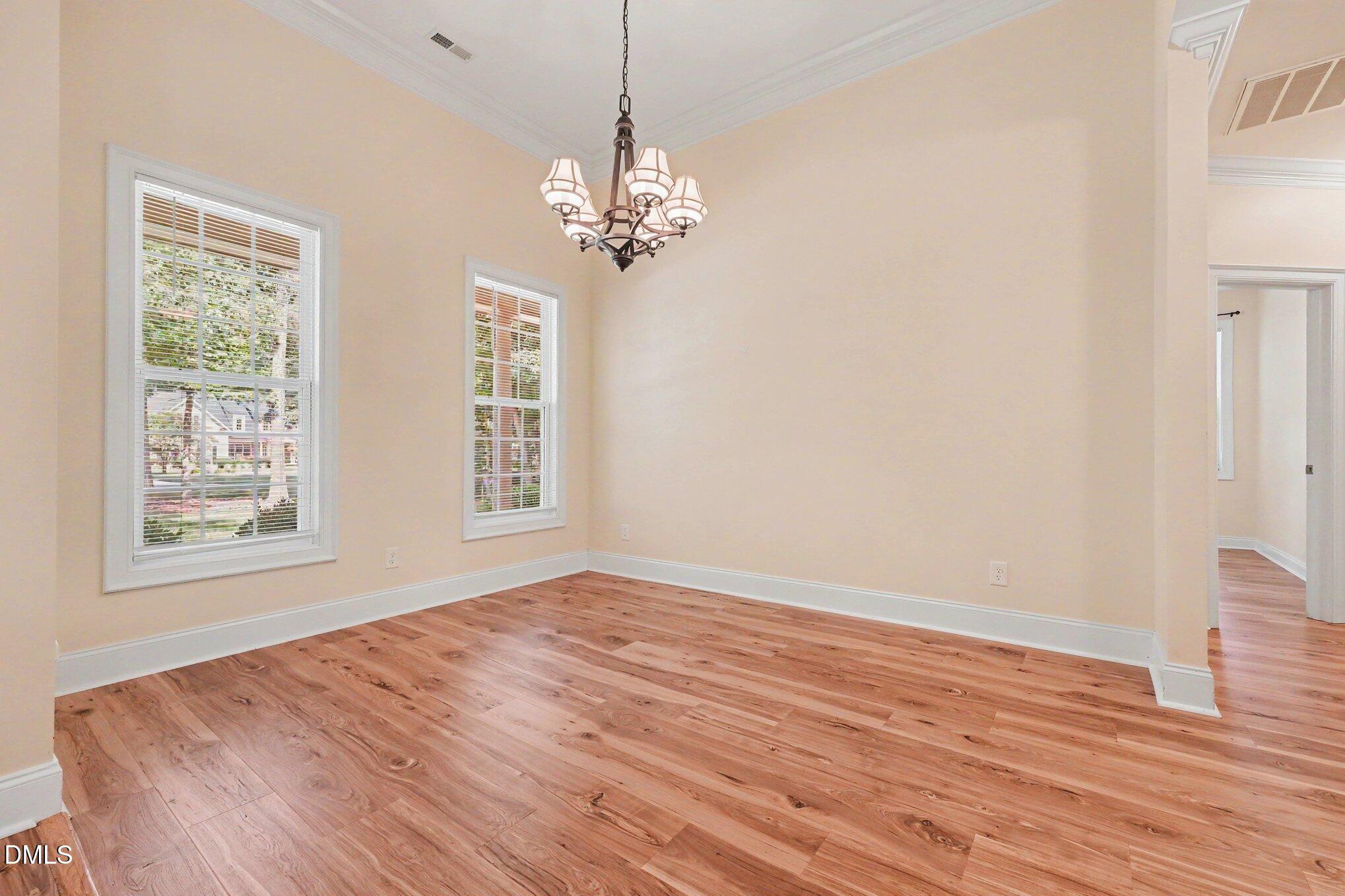 351 N Old Lantern Road Property Photo 5