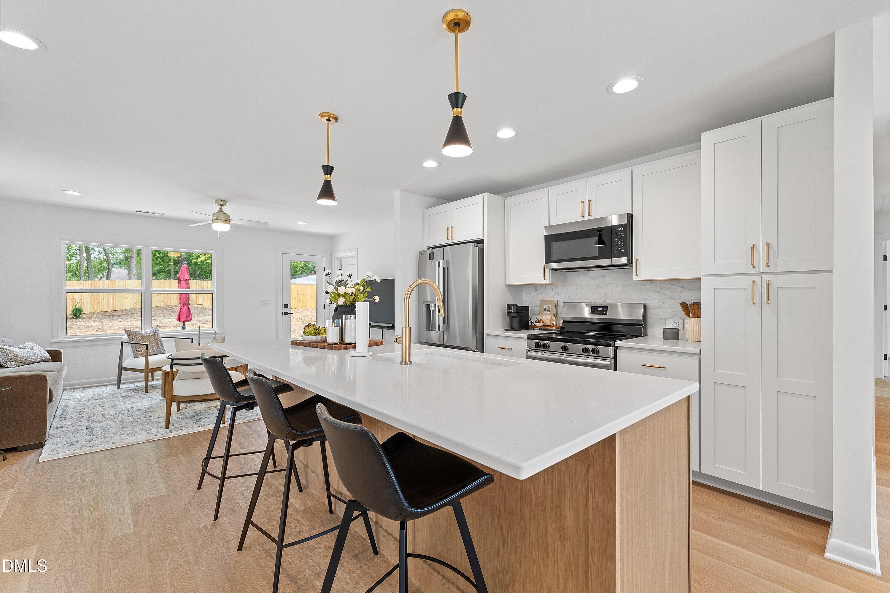 420 Peyton Street Property Photo 12