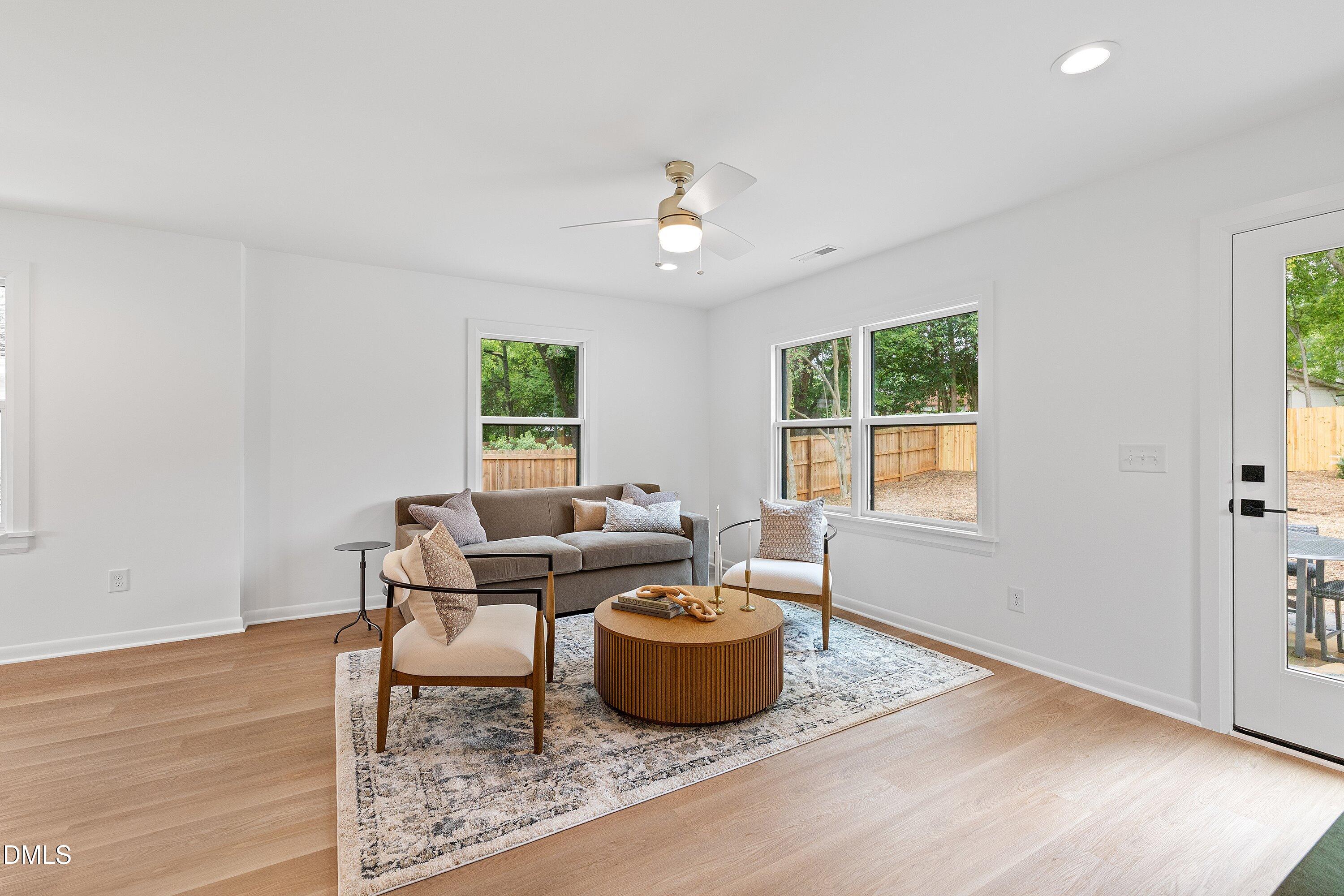 420 Peyton Street Property Photo 21