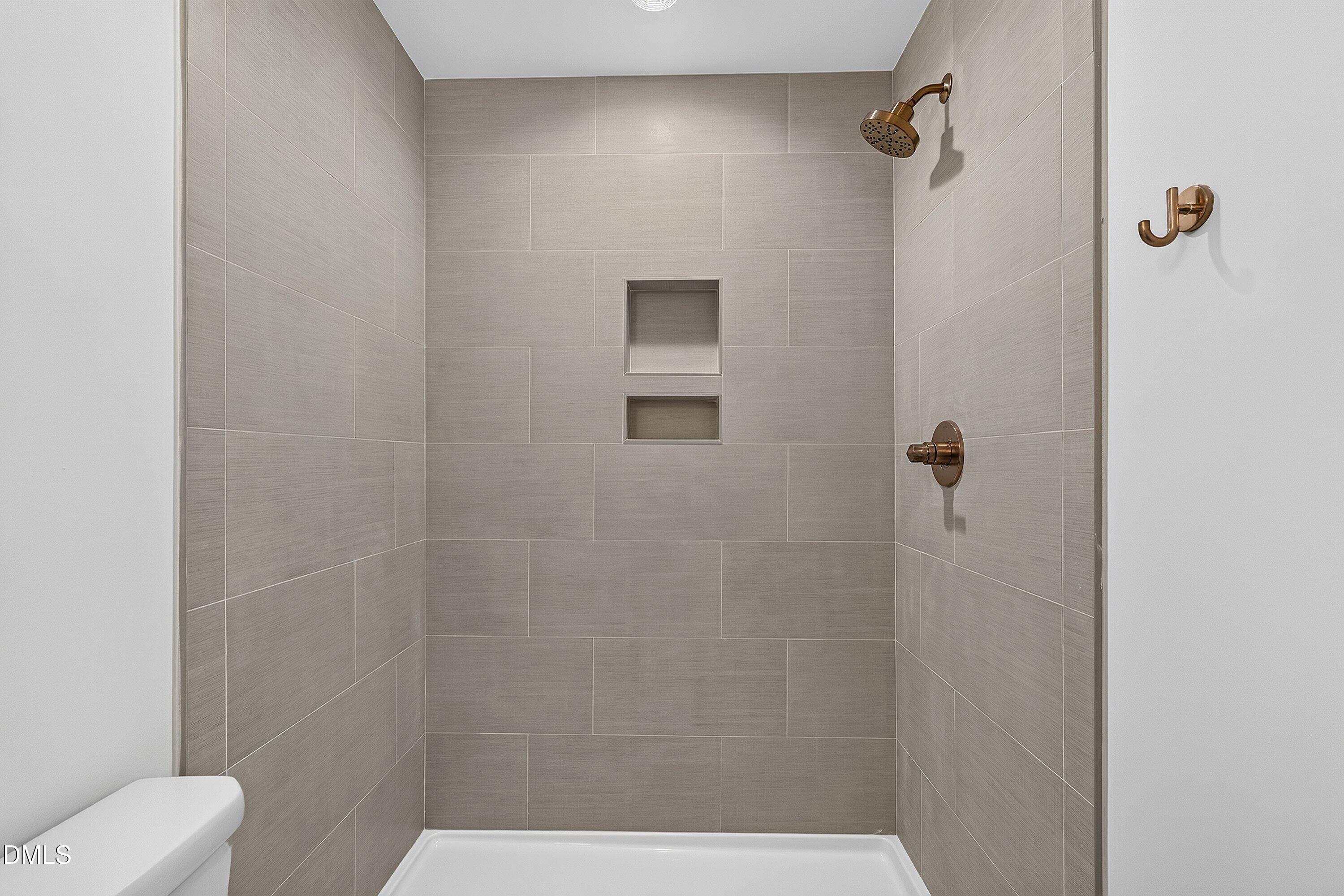 420 Peyton Street Property Photo 31