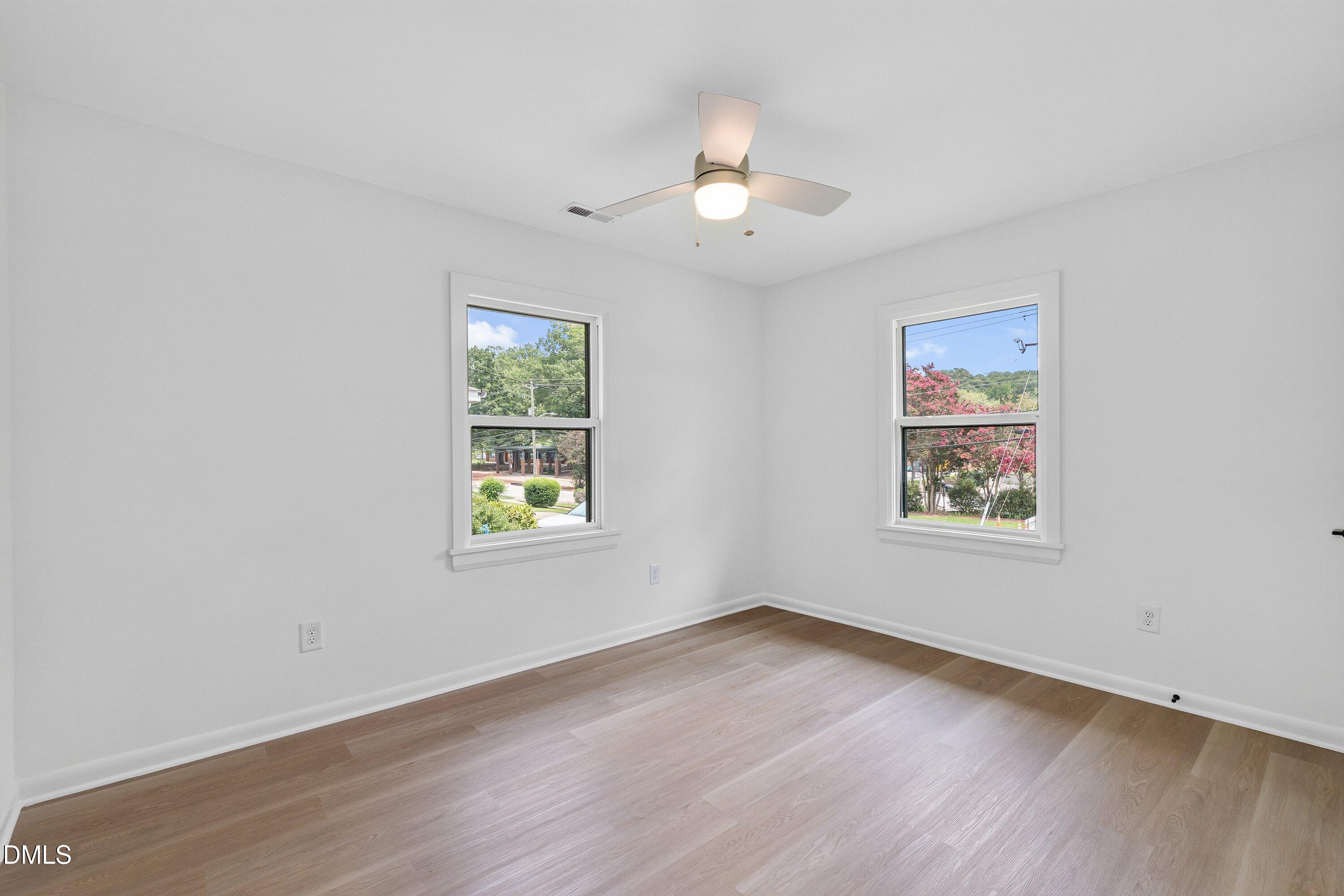 420 Peyton Street Property Photo 34