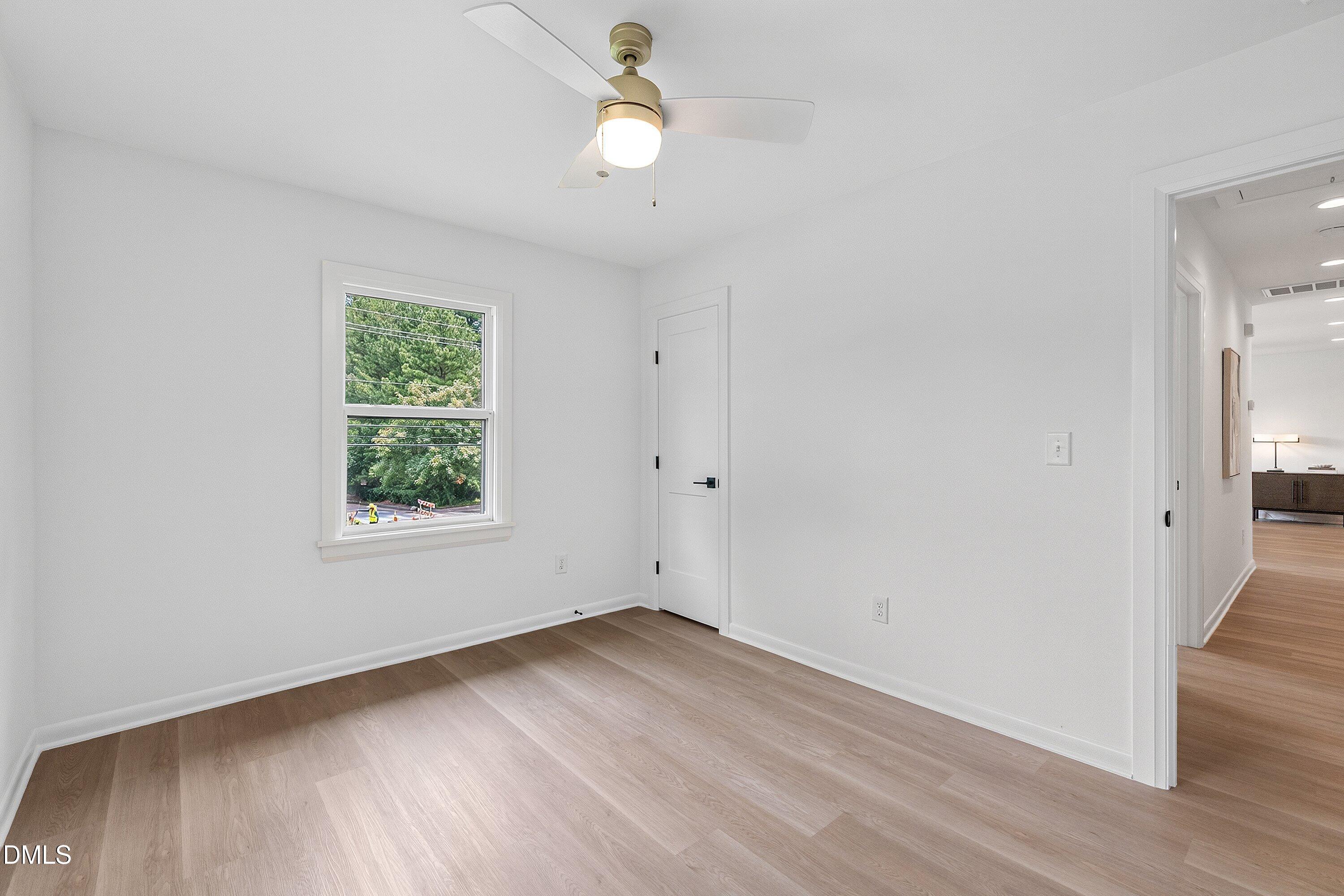 420 Peyton Street Property Photo 35
