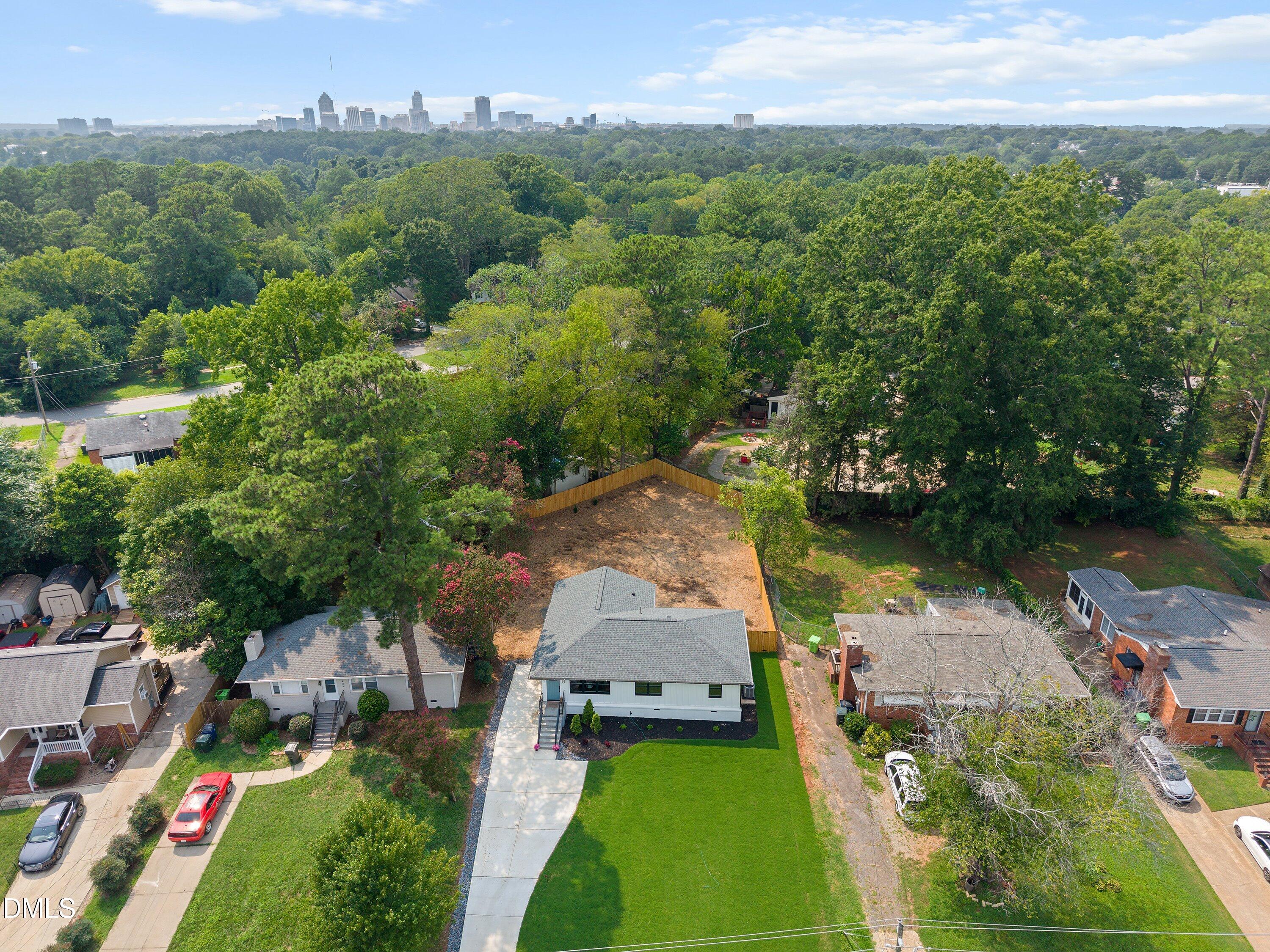 420 Peyton Street Property Photo 49