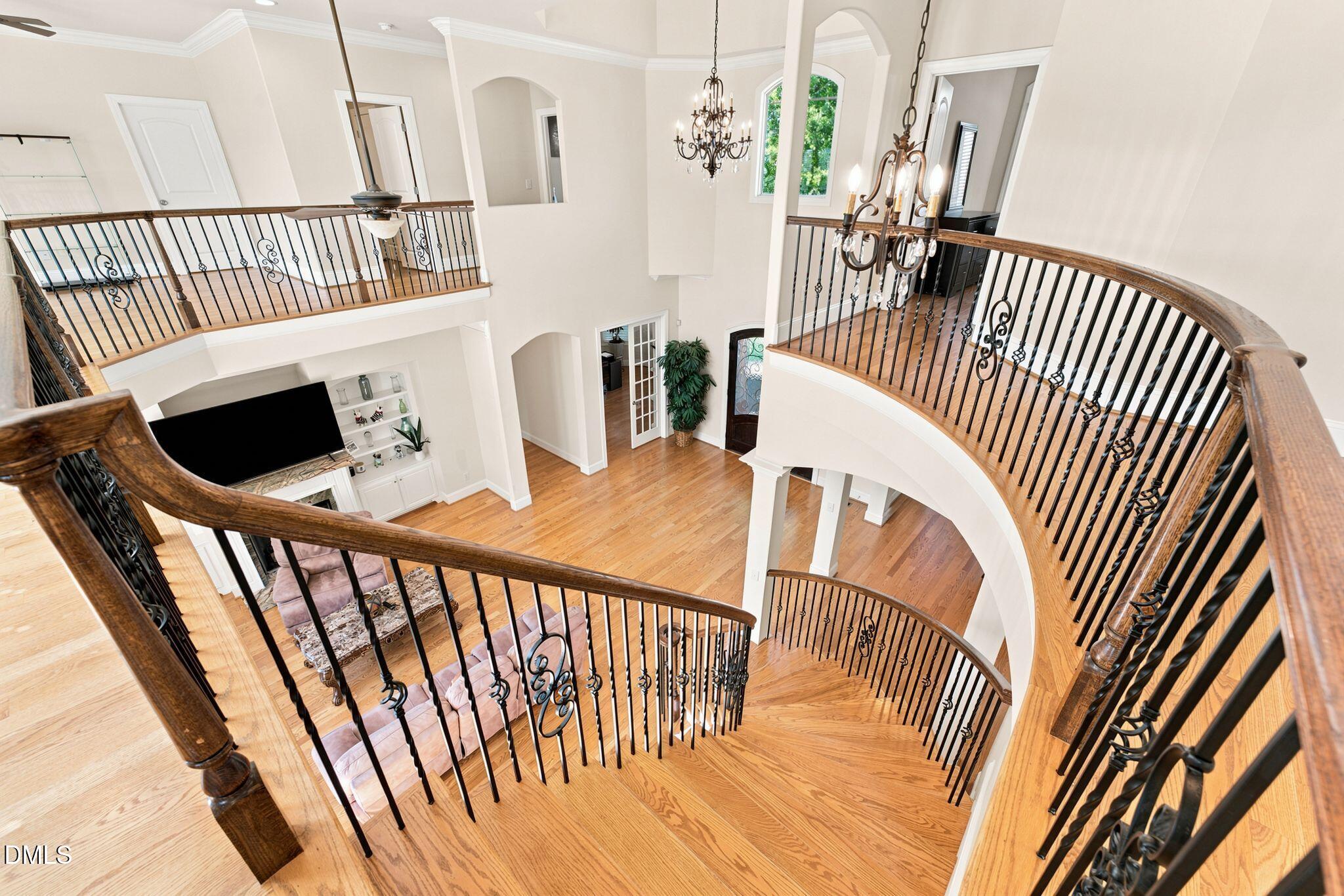 1326 Lochshire Drive Property Photo 8