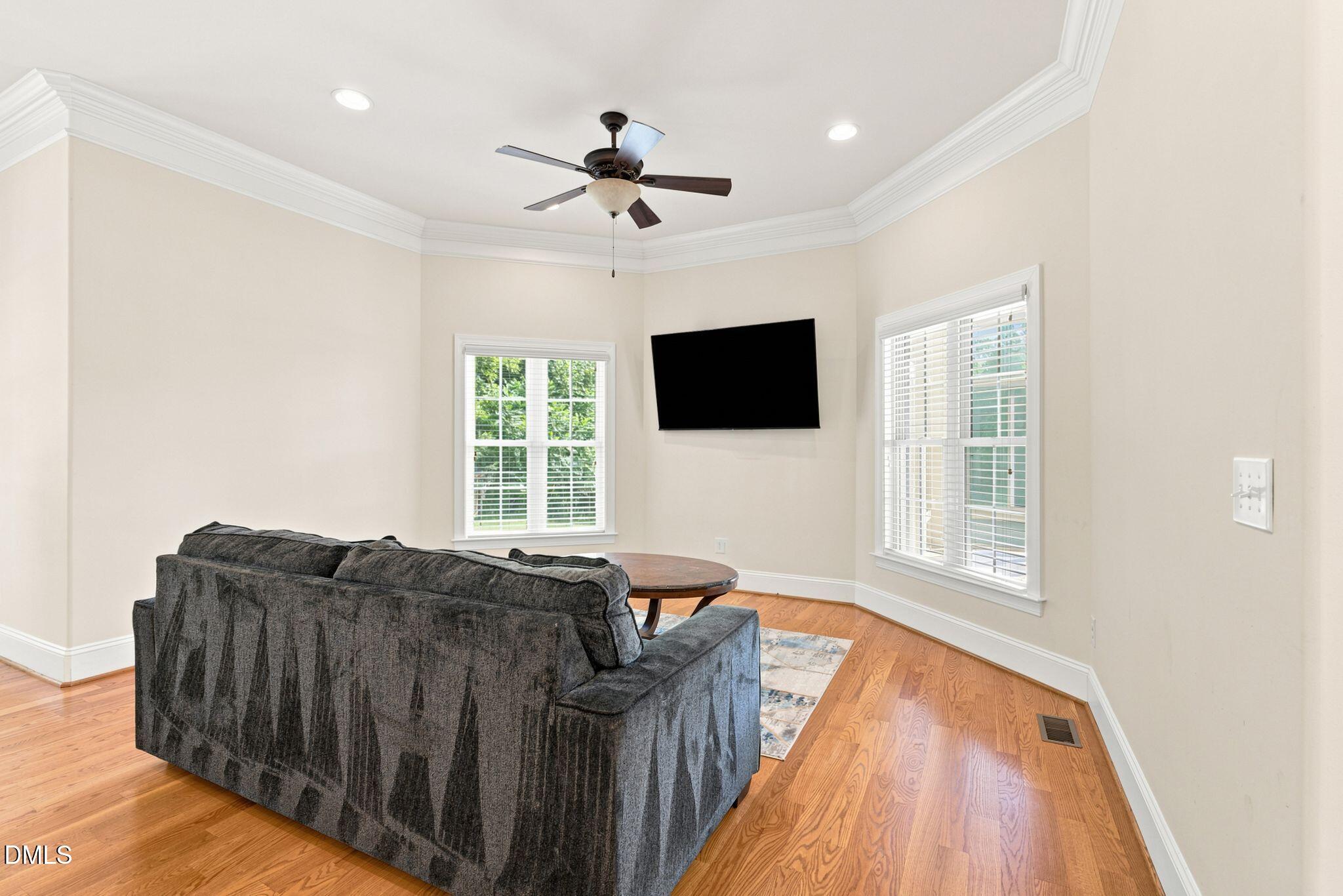 1326 Lochshire Drive Property Photo 18