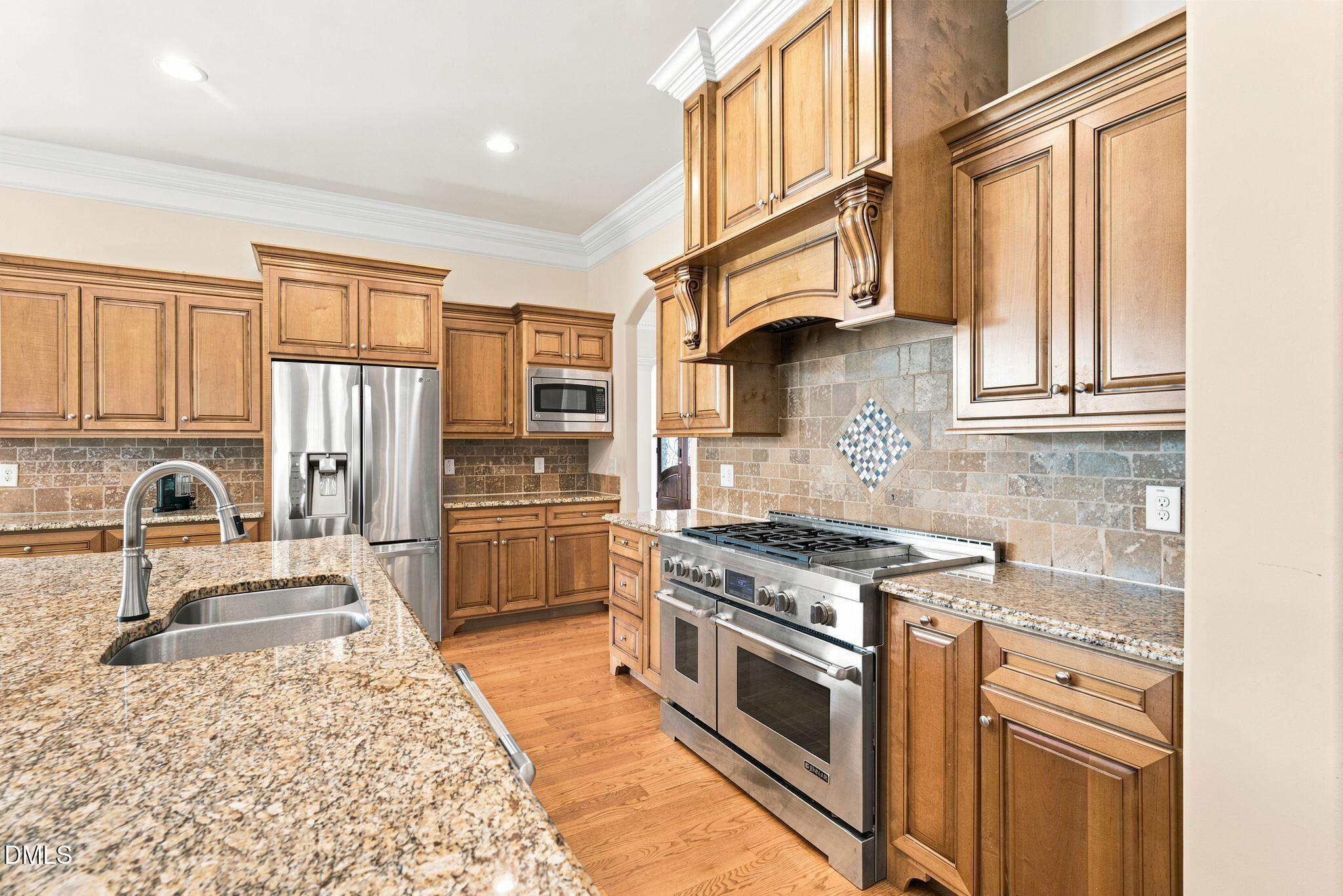 1326 Lochshire Drive Property Photo 19