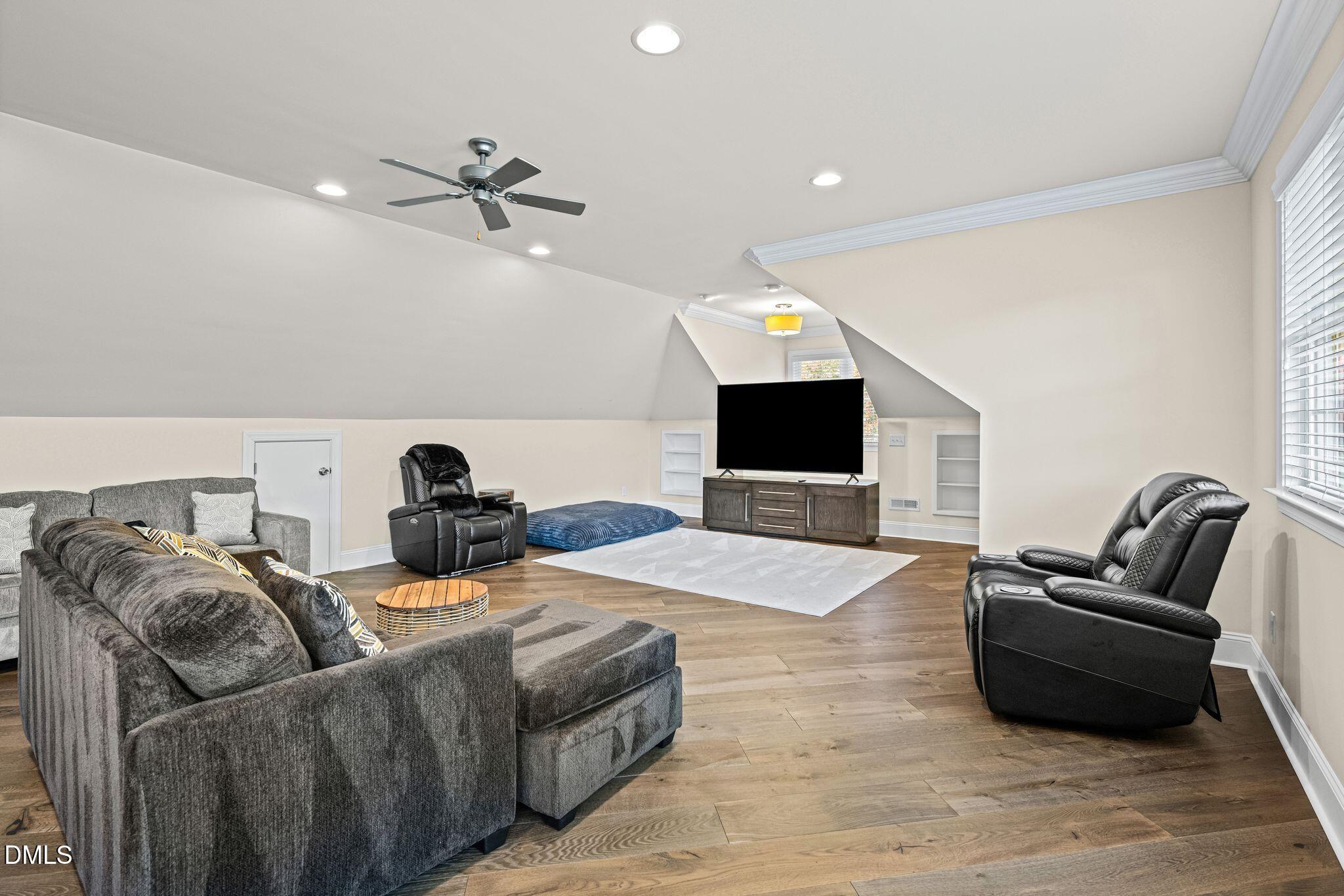 1326 Lochshire Drive Property Photo 38