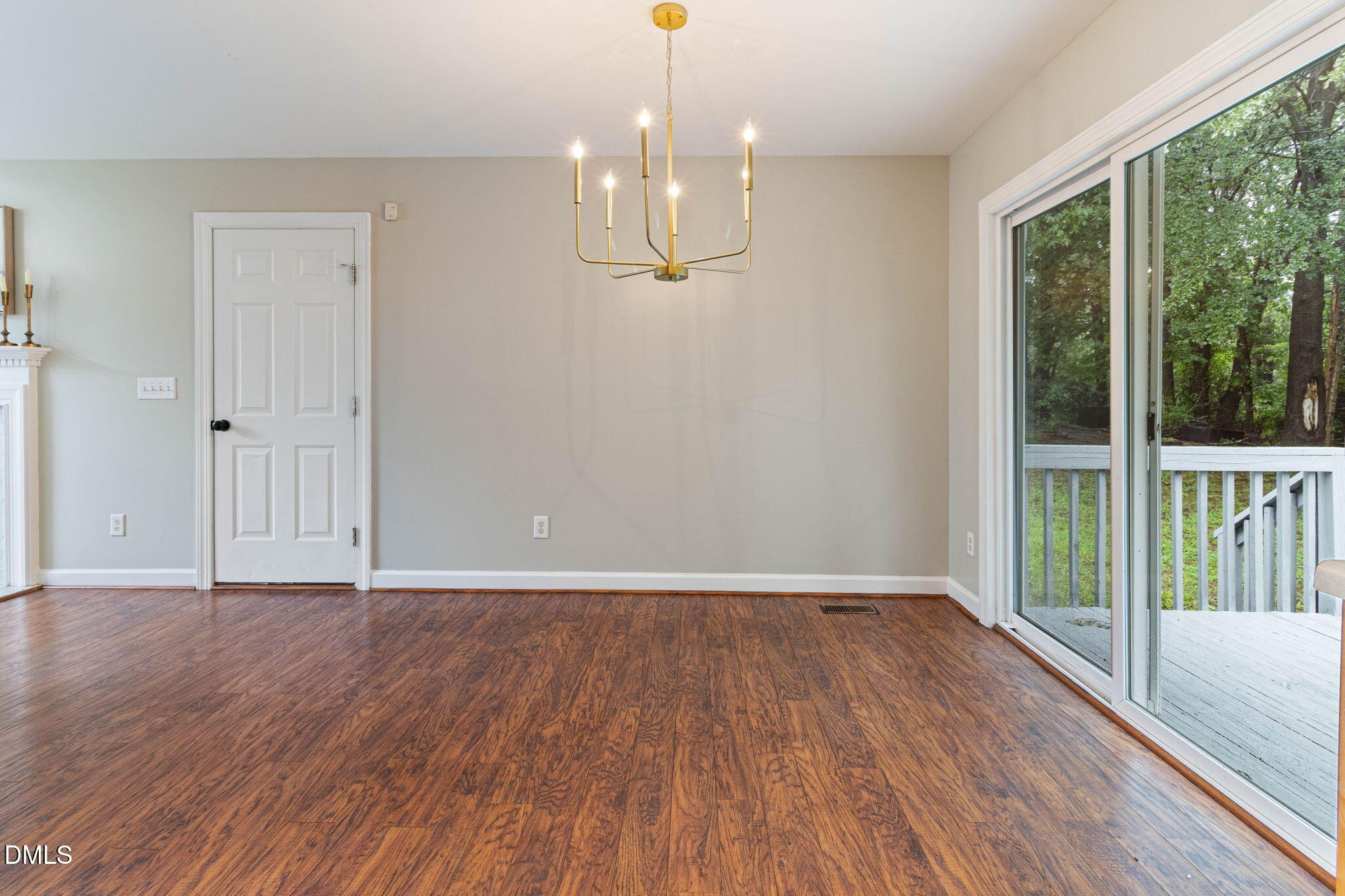 1513 Solunar Court Property Photo 18
