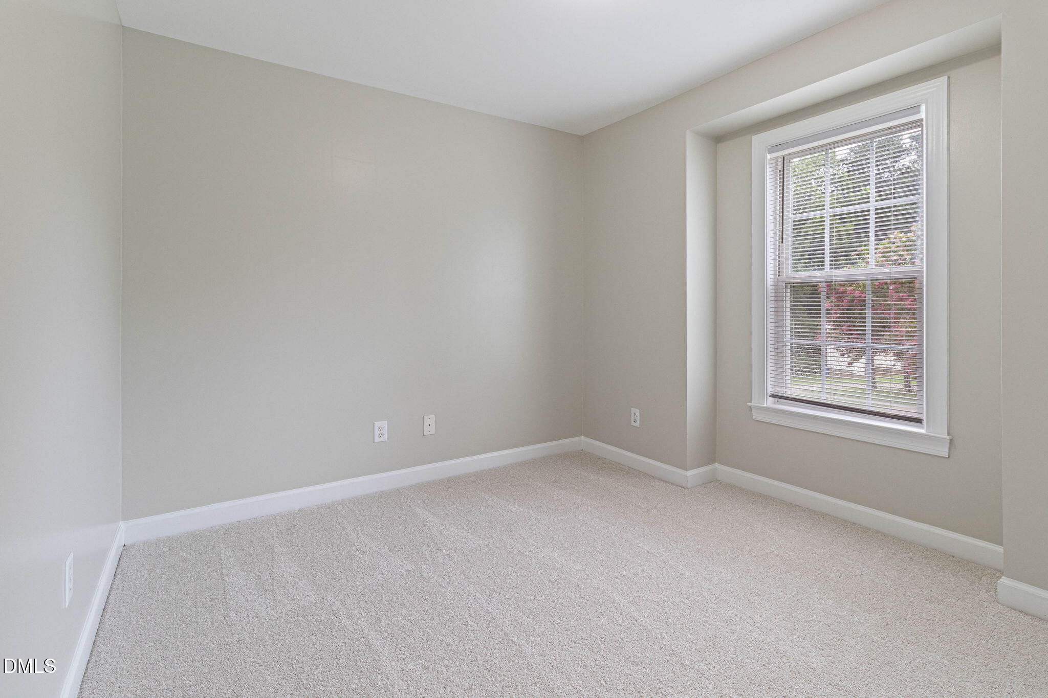 1513 Solunar Court Property Photo 22