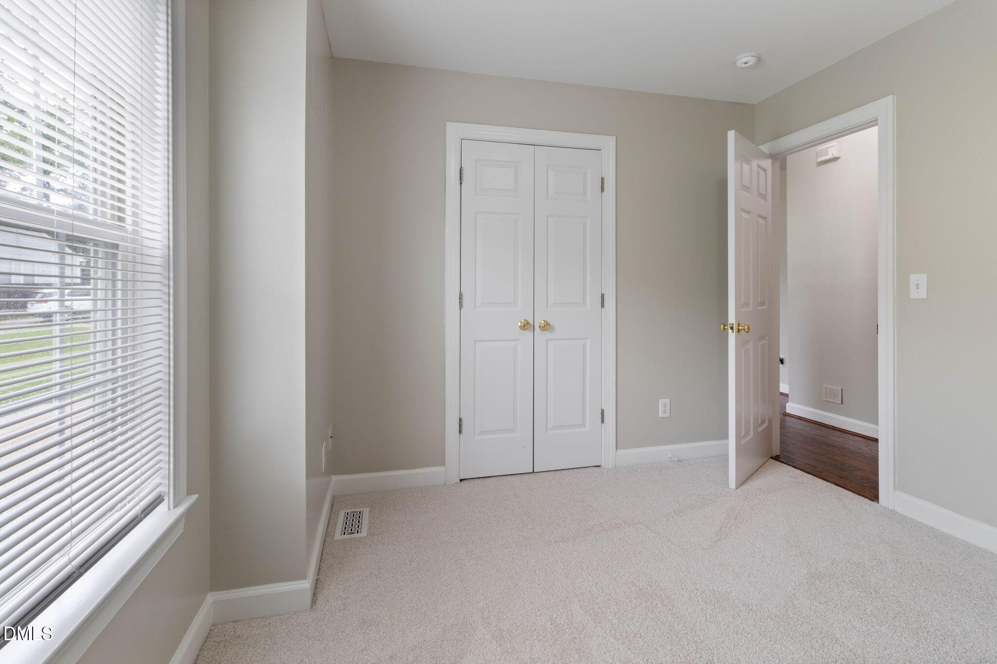1513 Solunar Court Property Photo 23