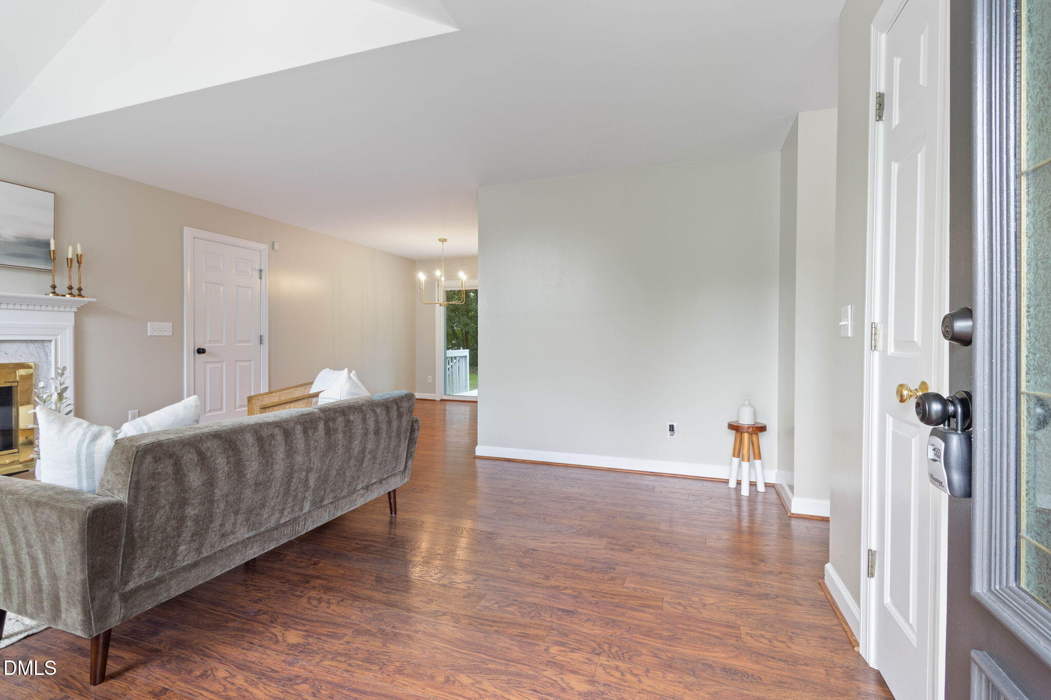 1513 Solunar Court Property Photo 34
