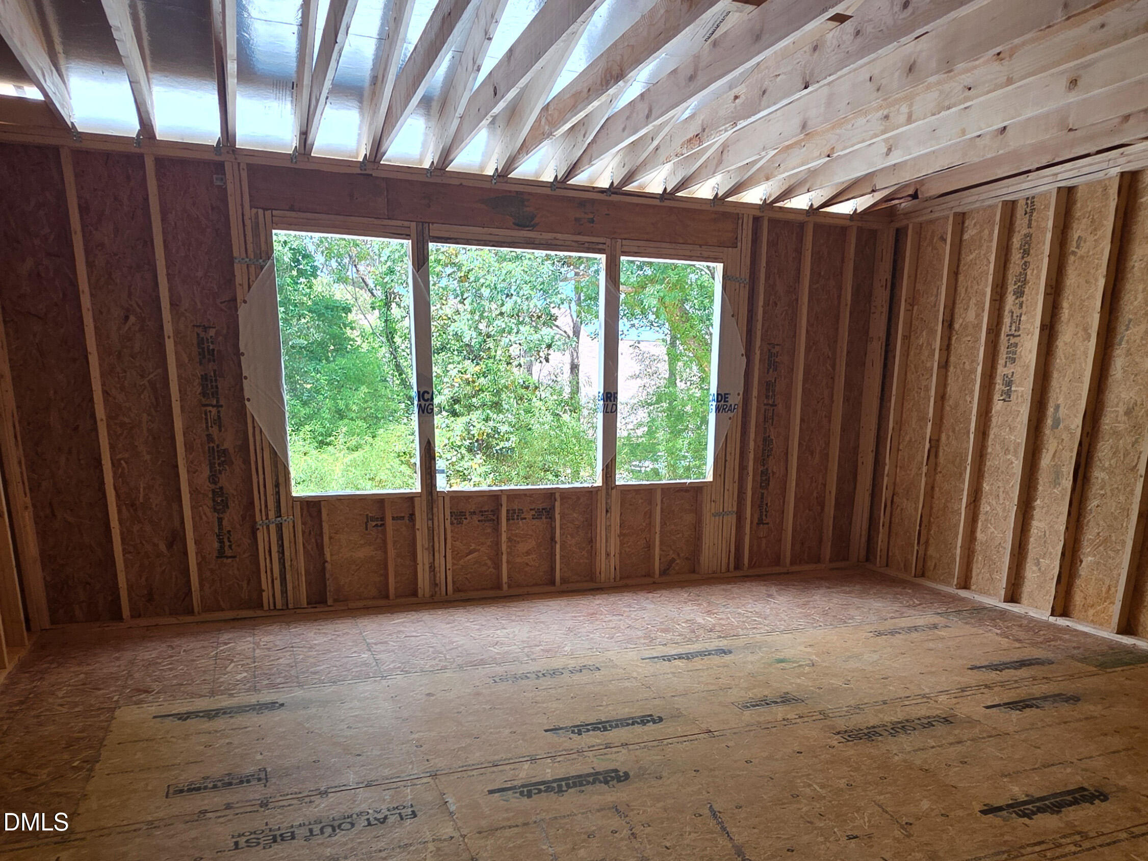 6804 Garrison Court Property Photo 6