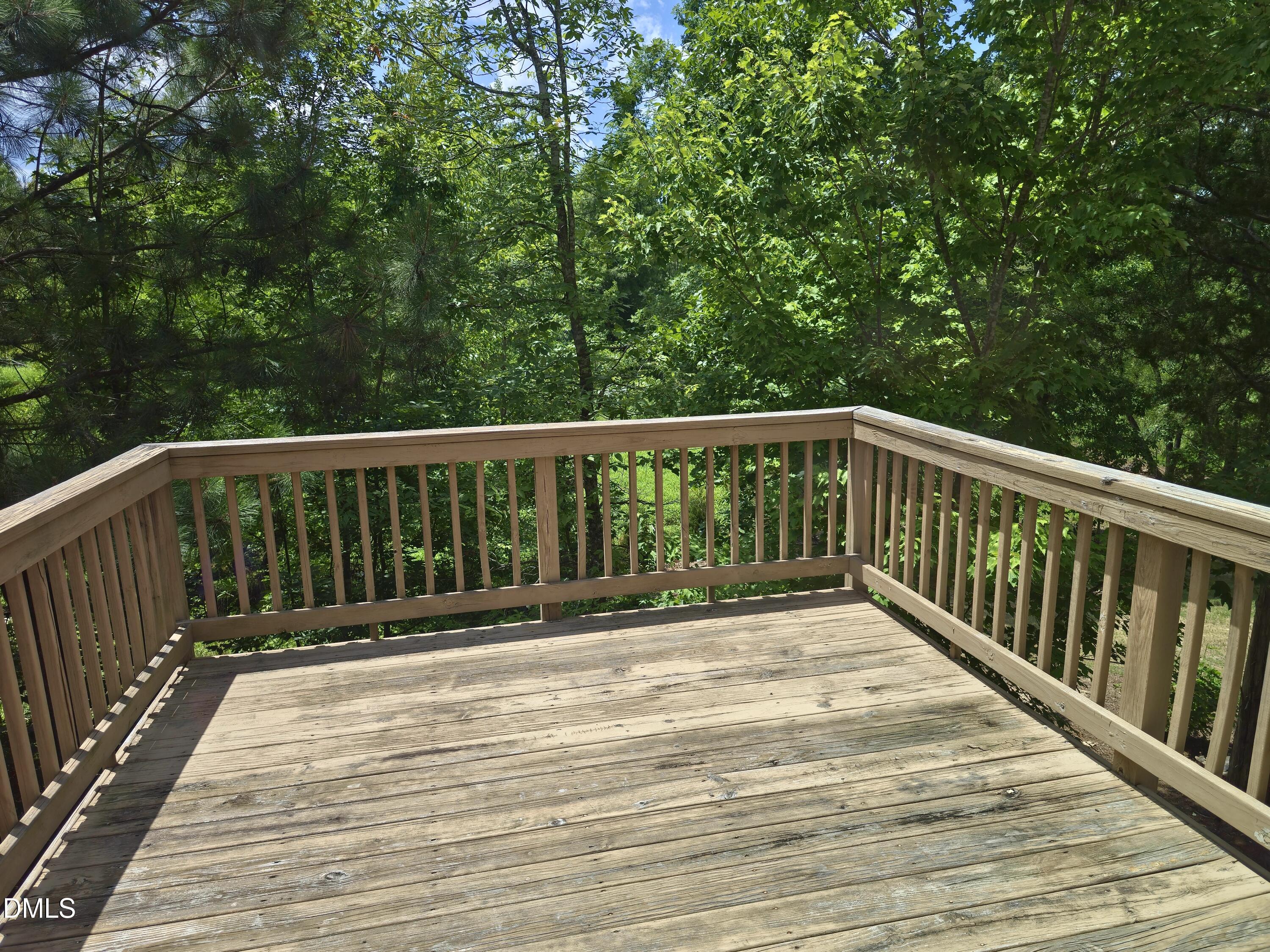 3917 Valley Side Court Property Photo 11