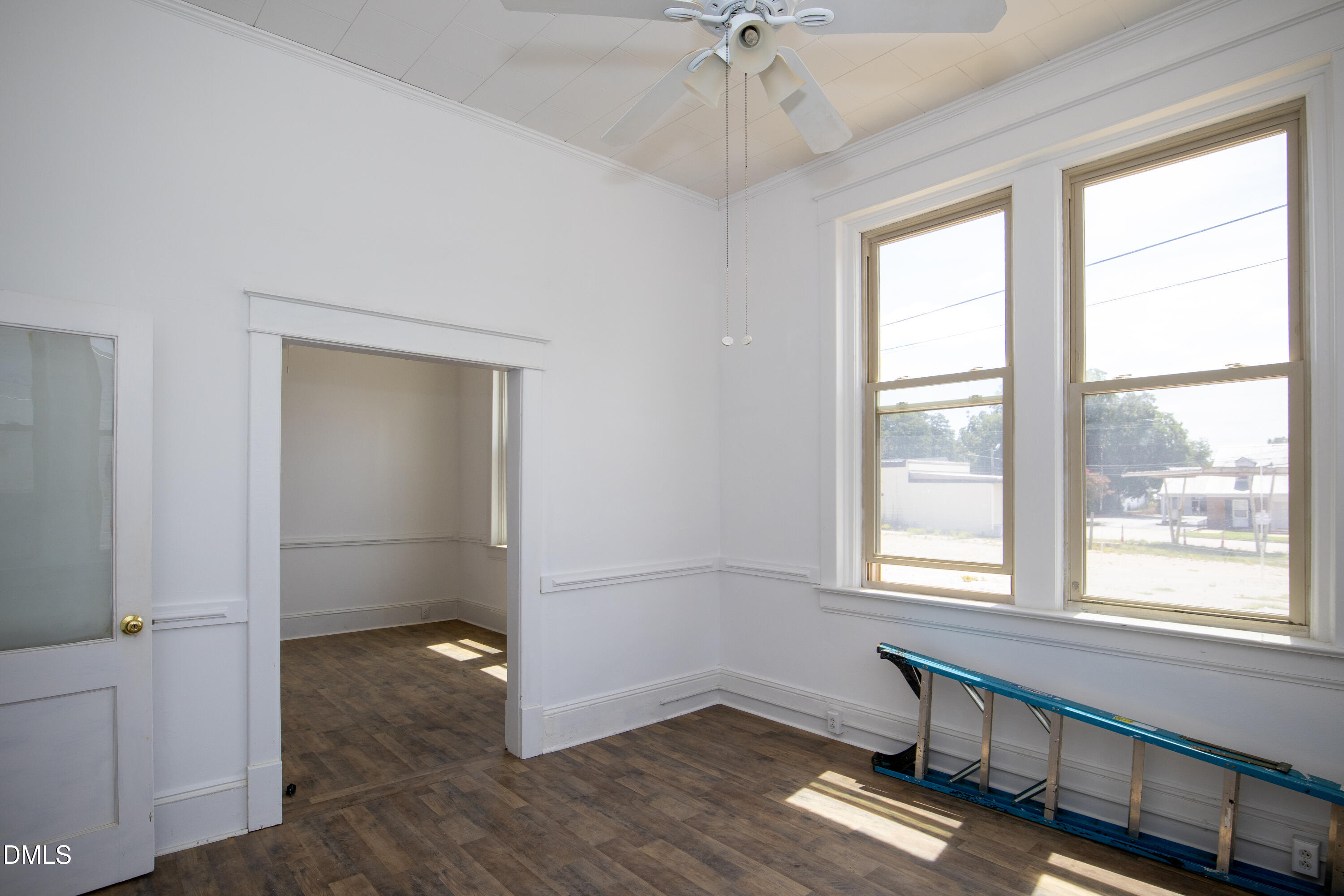 111 S Pine Street Property Photo 3