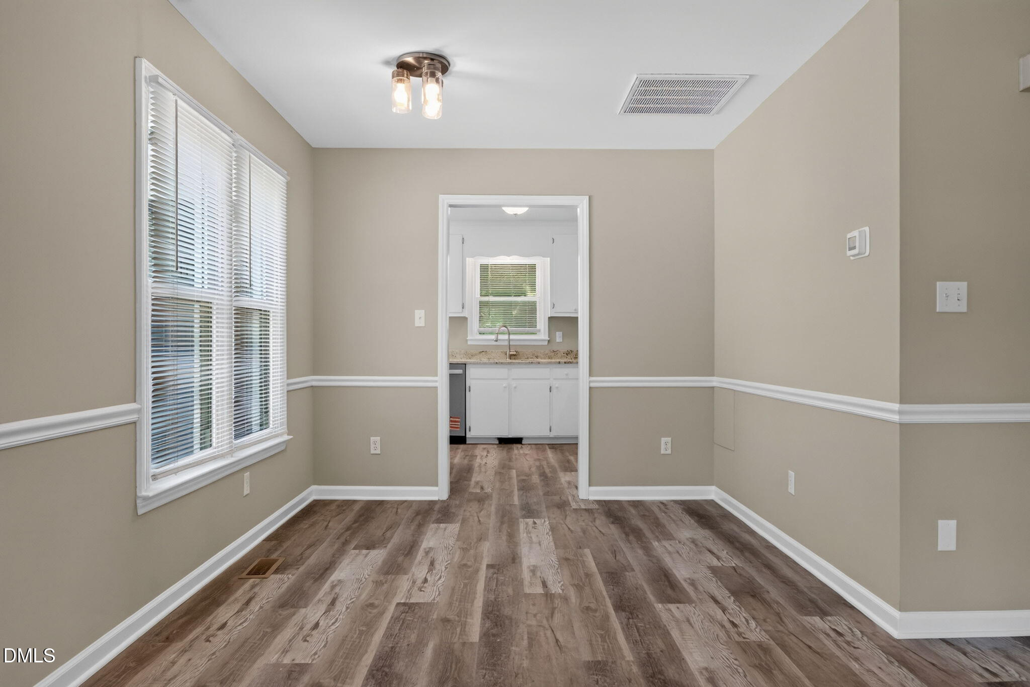 1235 Shakentown Street Property Photo 6
