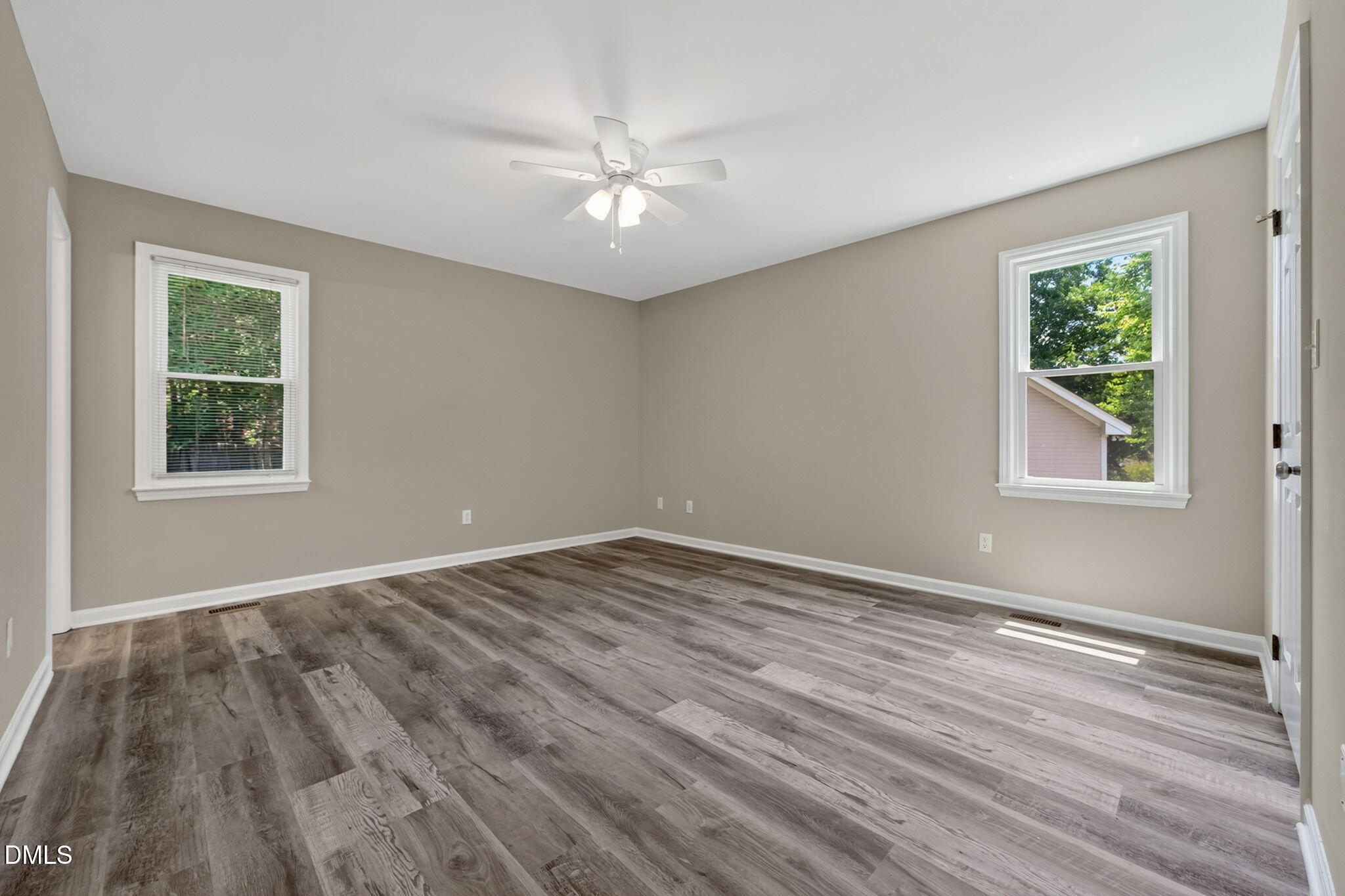1235 Shakentown Street Property Photo 10