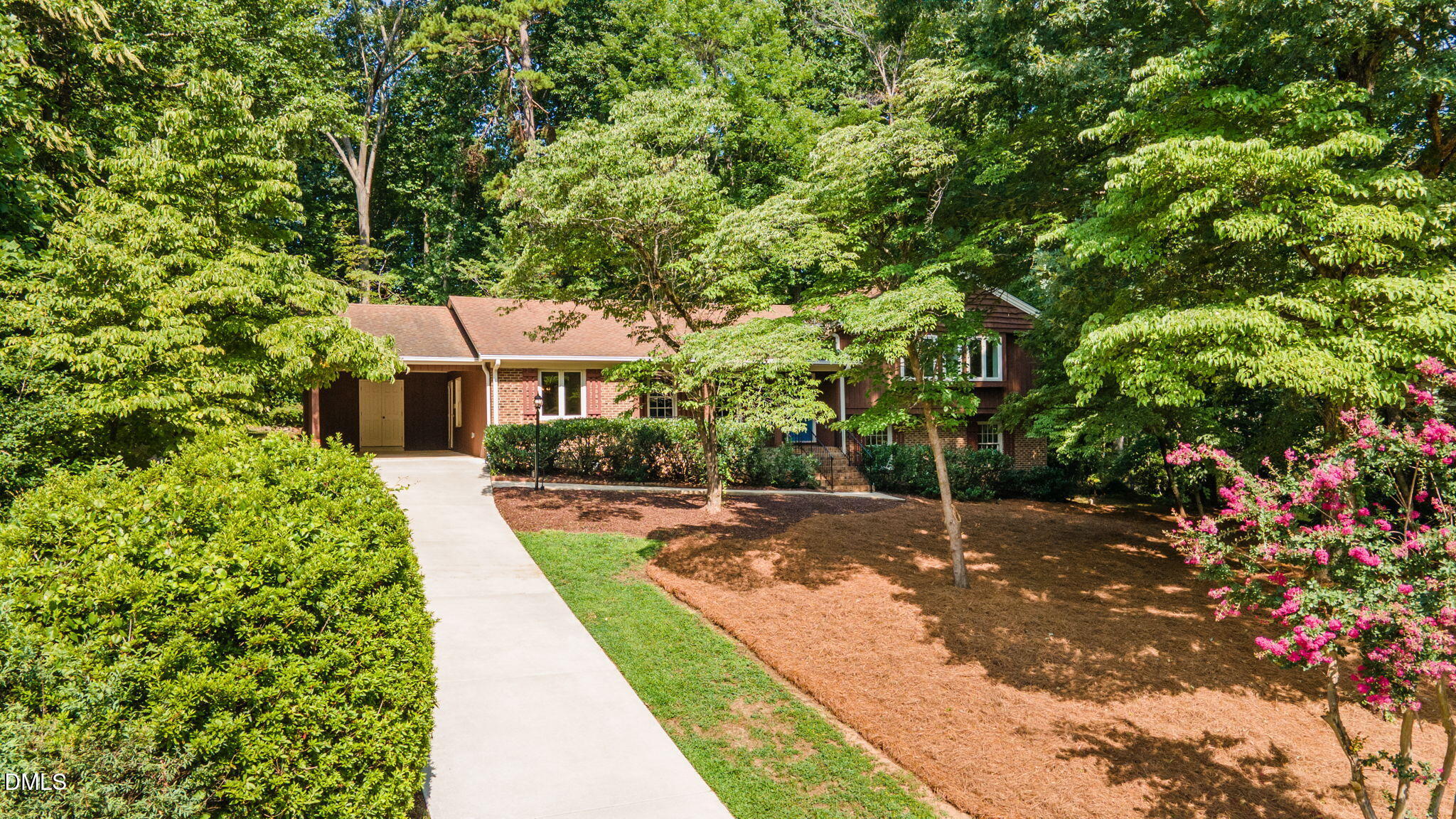 6813 Jean Drive Property Photo 1