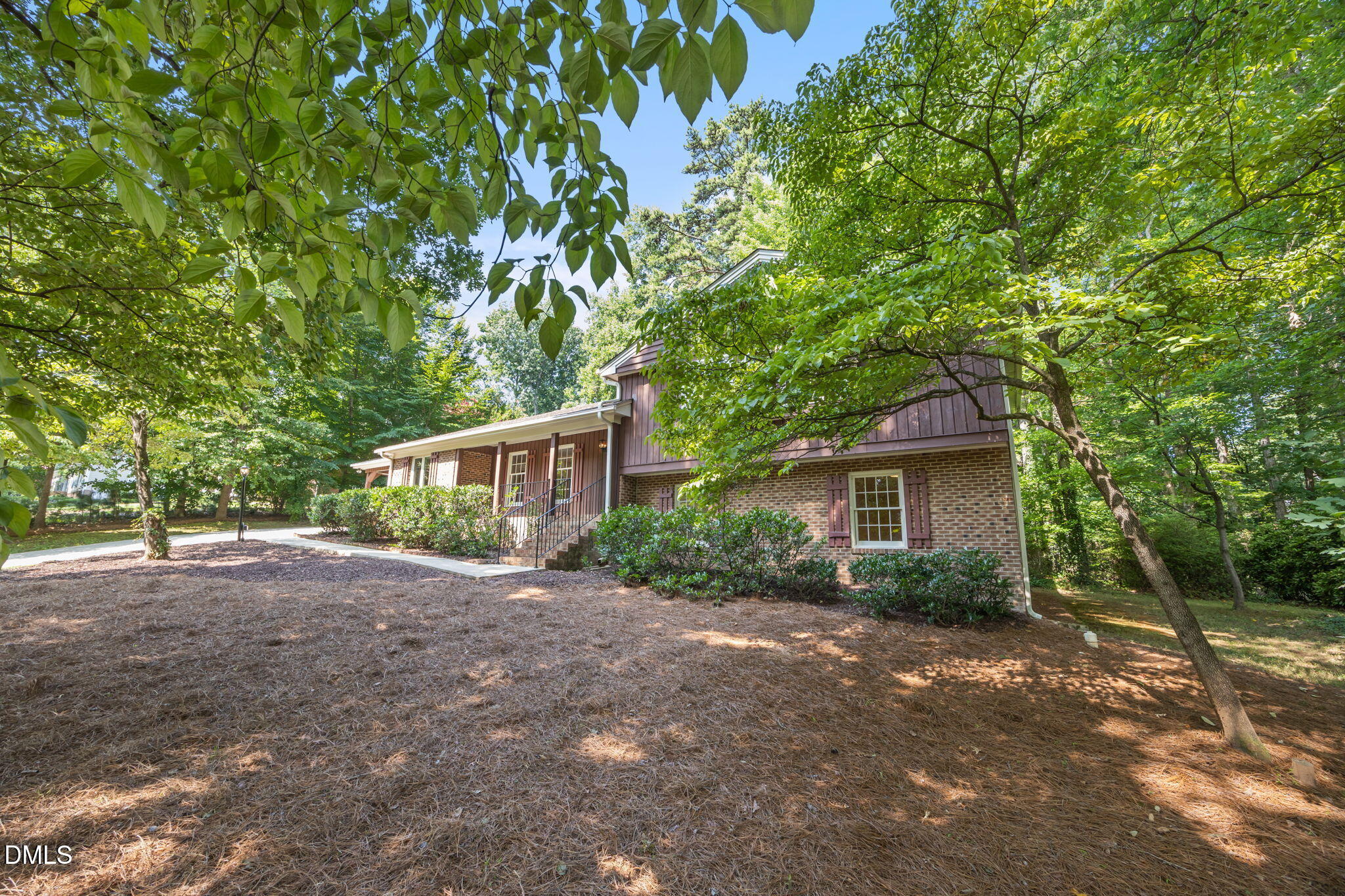 6813 Jean Drive Property Photo 3