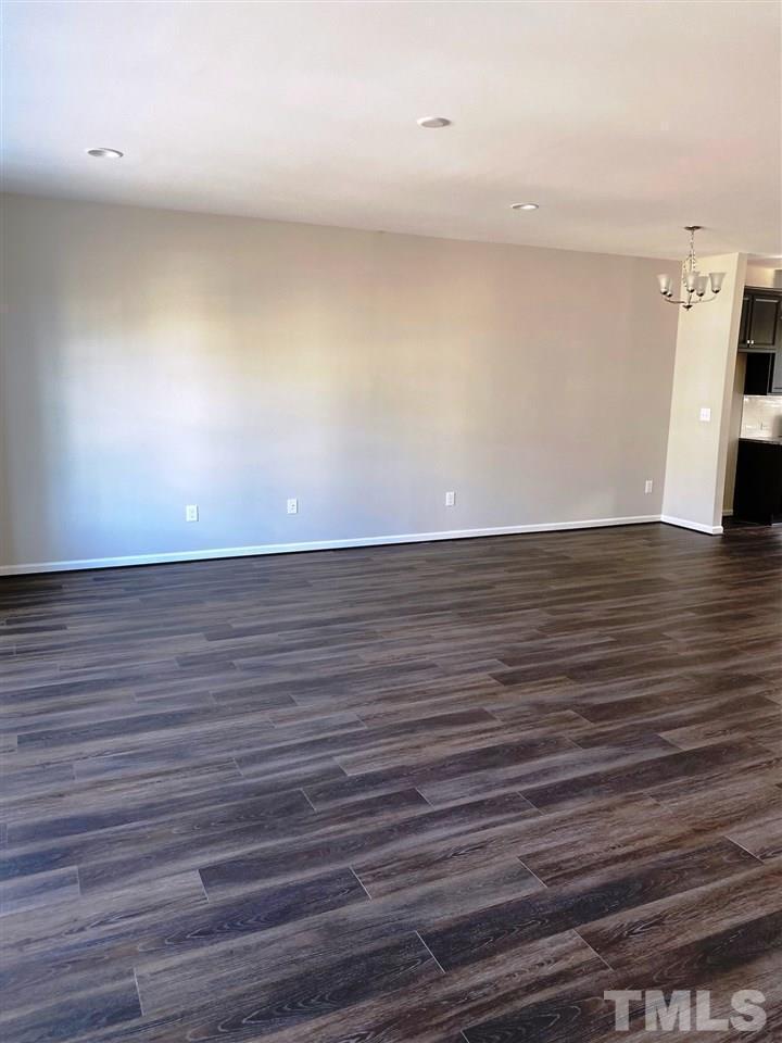 1013 Larabee Lane Property Photo 11