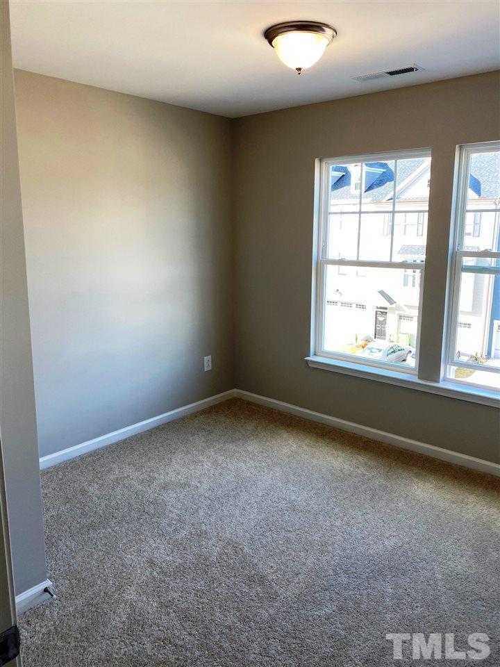 1013 Larabee Lane Property Photo 14