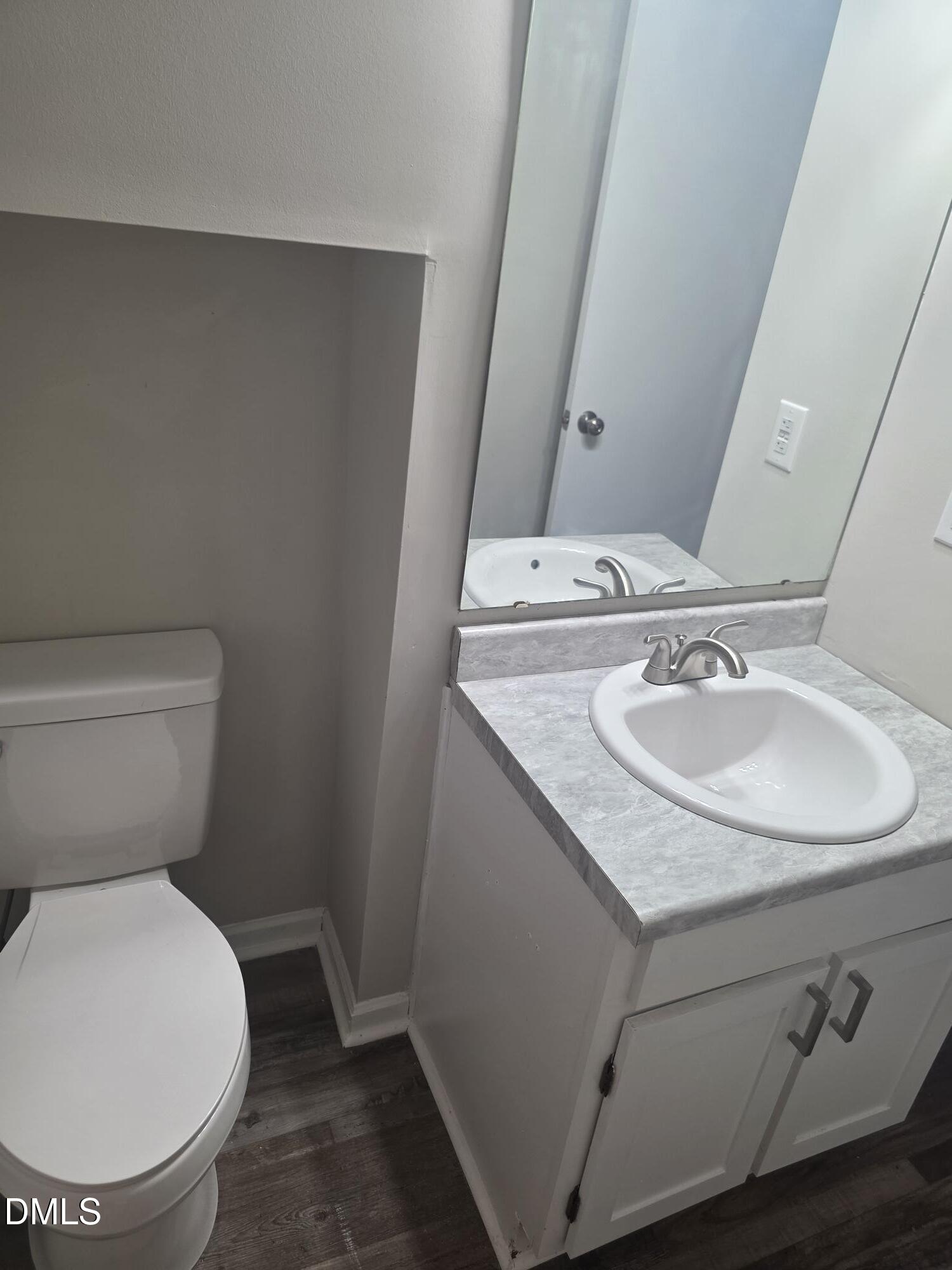7389 Sandy Creek Drive Property Photo 13