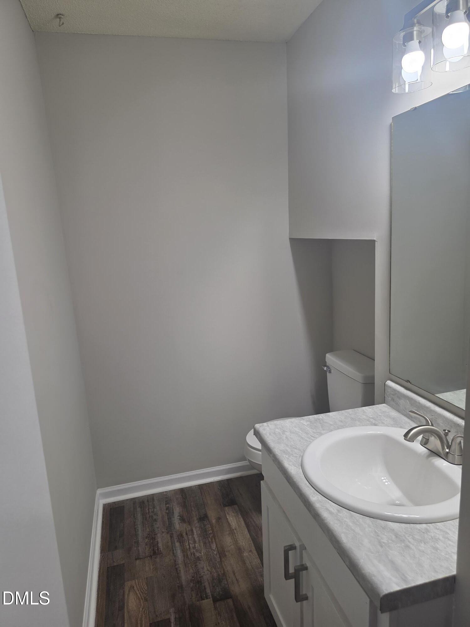 7389 Sandy Creek Drive Property Photo 14