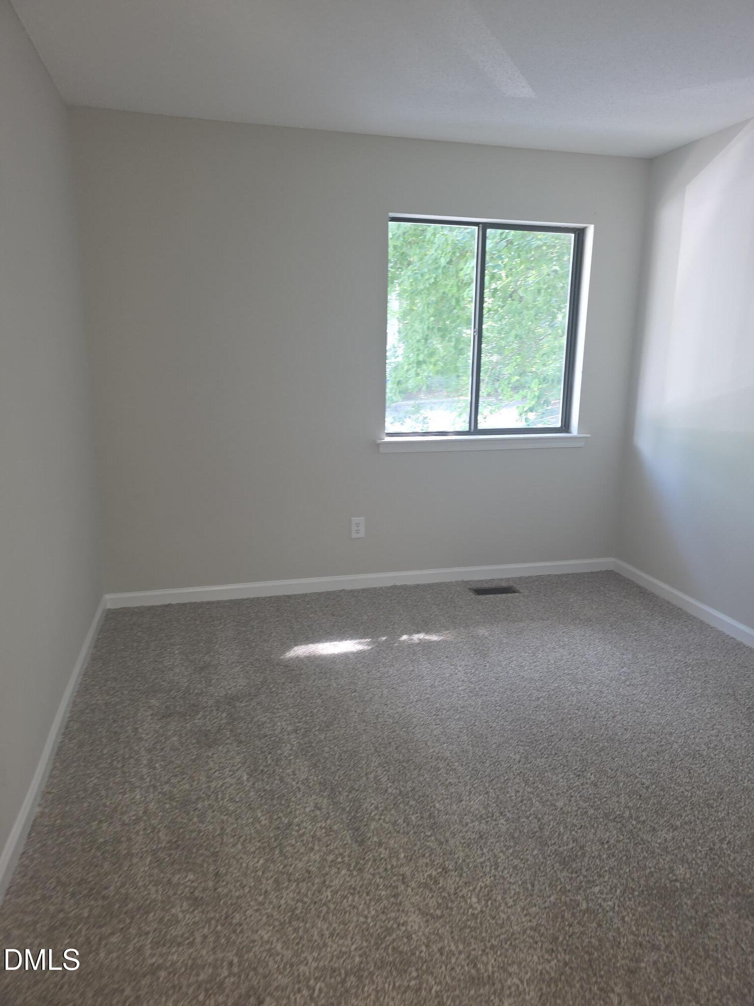 7389 Sandy Creek Drive Property Photo 28