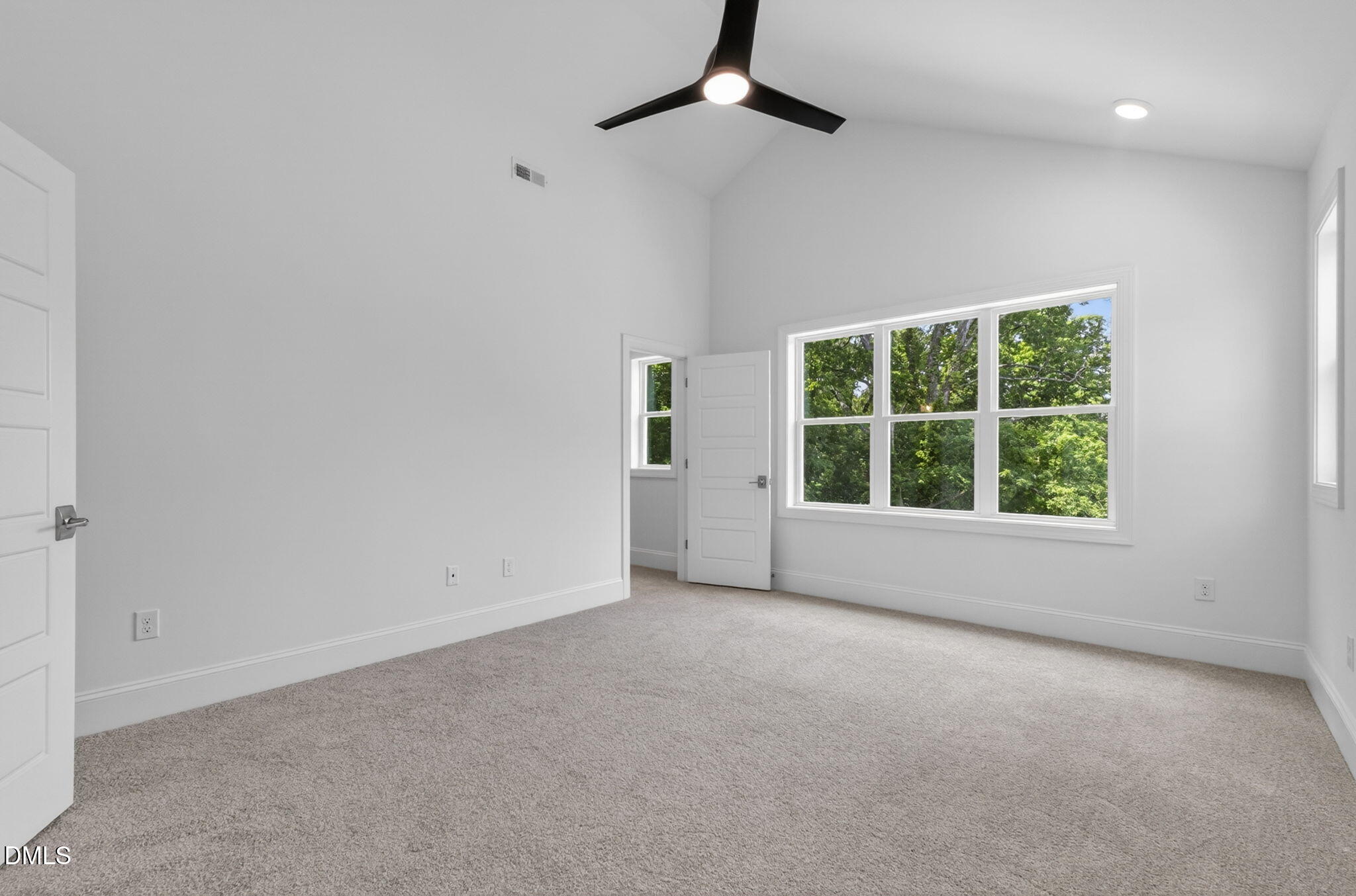 518 1/2 Heather Drive Property Photo 24